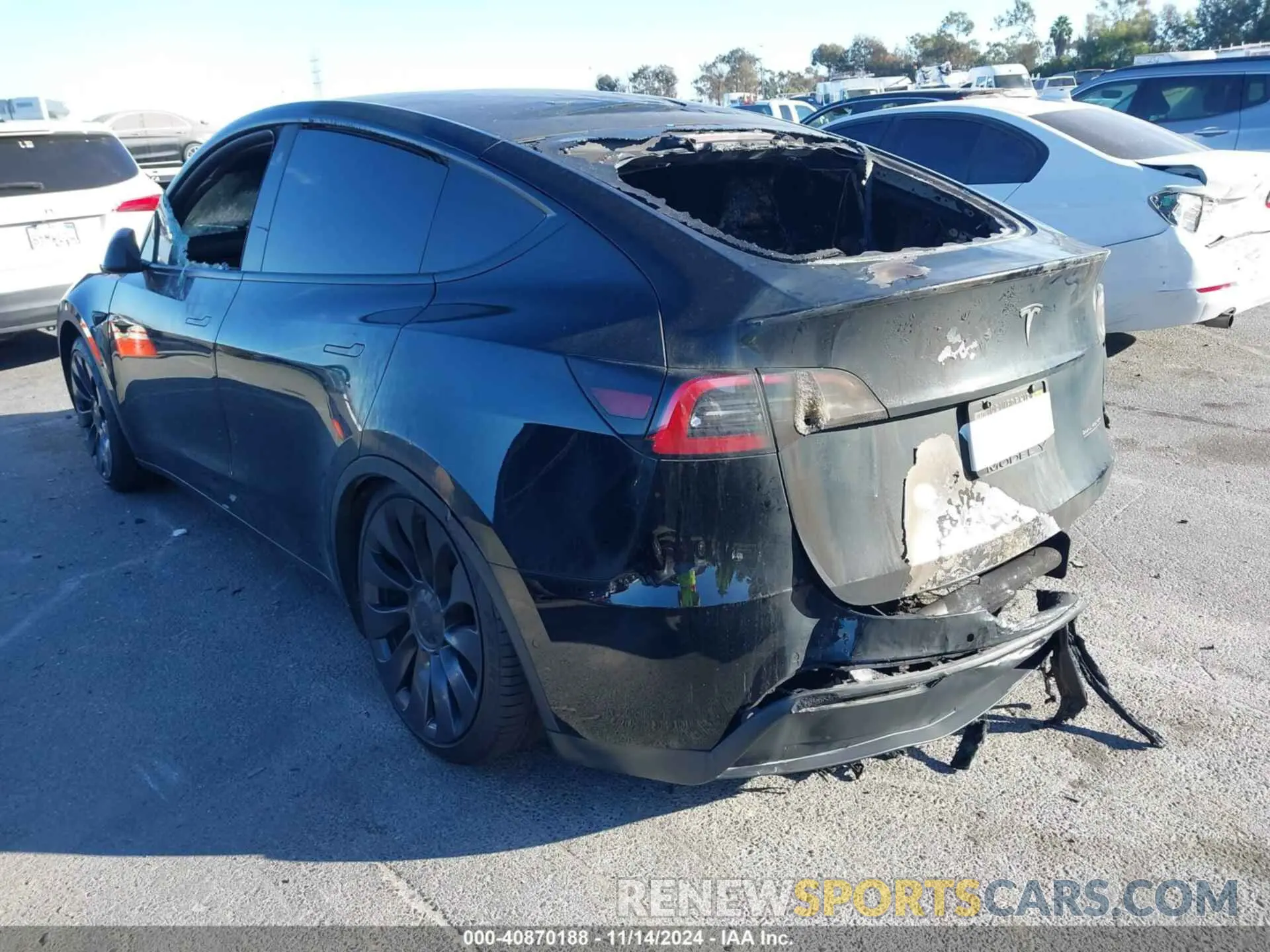 3 Photograph of a damaged car 7SAYGDEF4NF460647 TESLA MODEL Y 2022