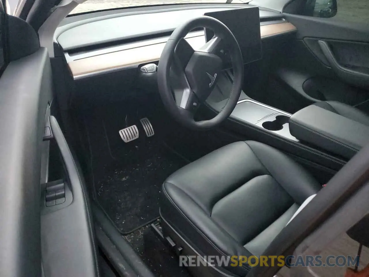 8 Photograph of a damaged car 7SAYGDEF4NF512441 TESLA MODEL Y 2022