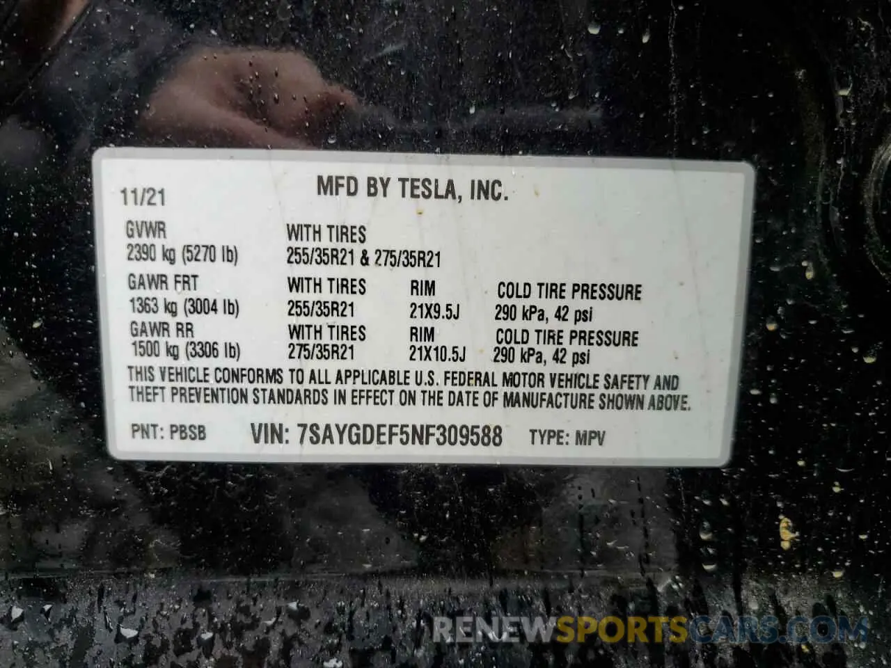 12 Photograph of a damaged car 7SAYGDEF5NF309588 TESLA MODEL Y 2022