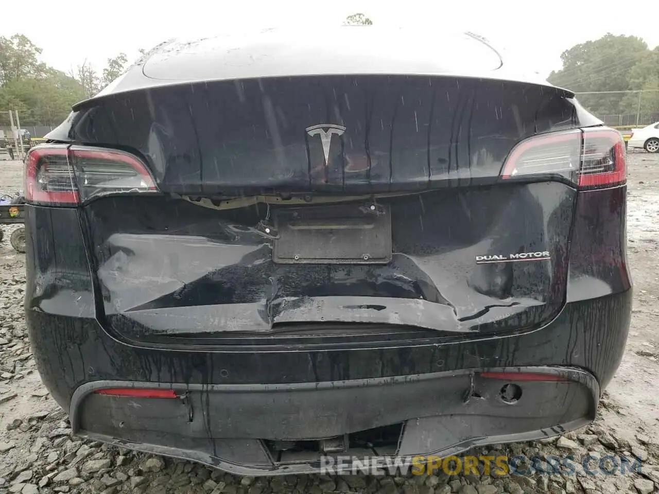 6 Photograph of a damaged car 7SAYGDEF5NF309588 TESLA MODEL Y 2022