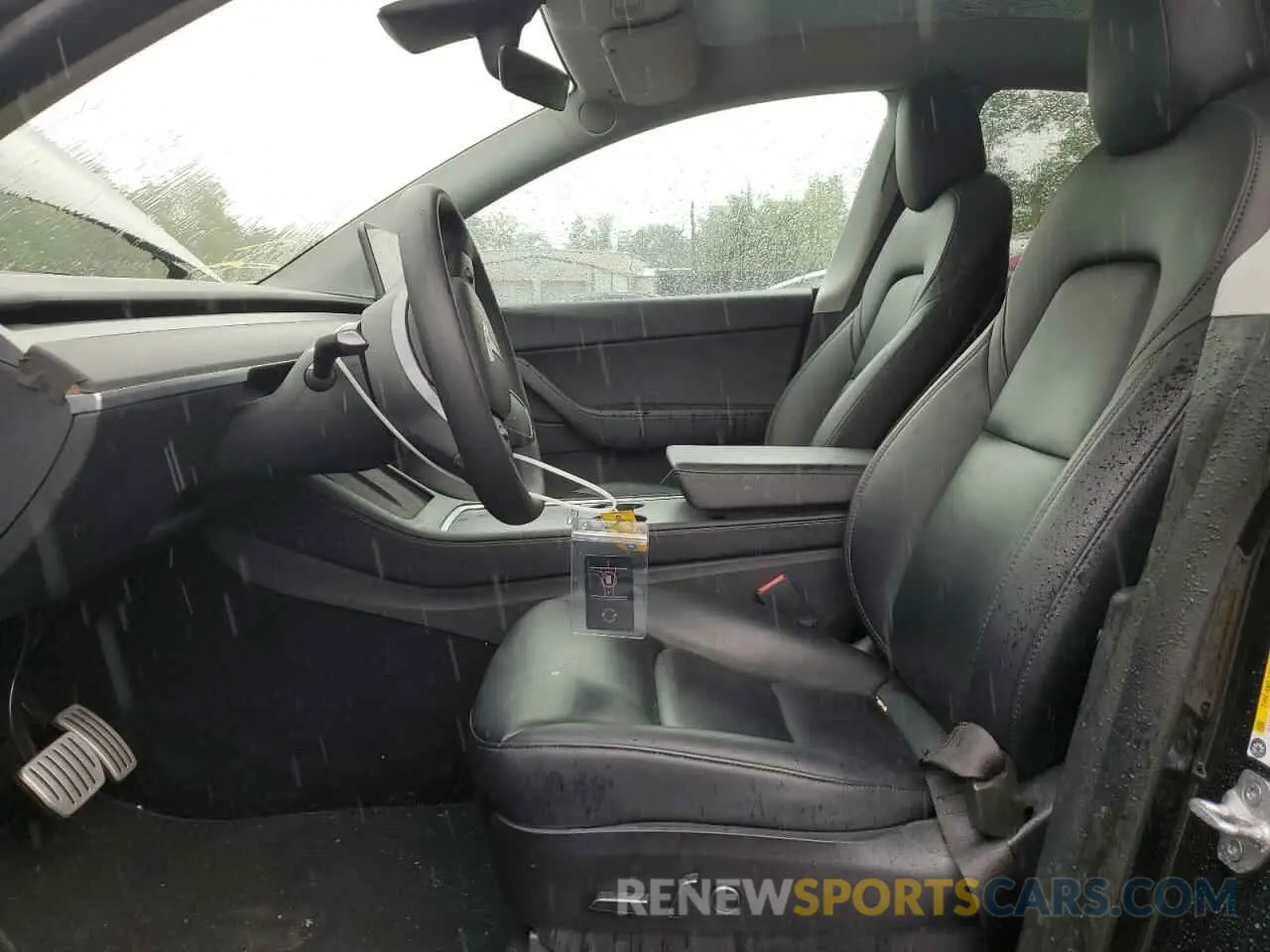 7 Photograph of a damaged car 7SAYGDEF5NF309588 TESLA MODEL Y 2022