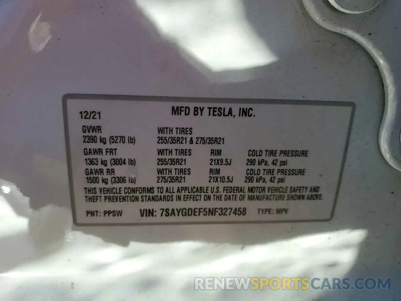 10 Photograph of a damaged car 7SAYGDEF5NF327458 TESLA MODEL Y 2022