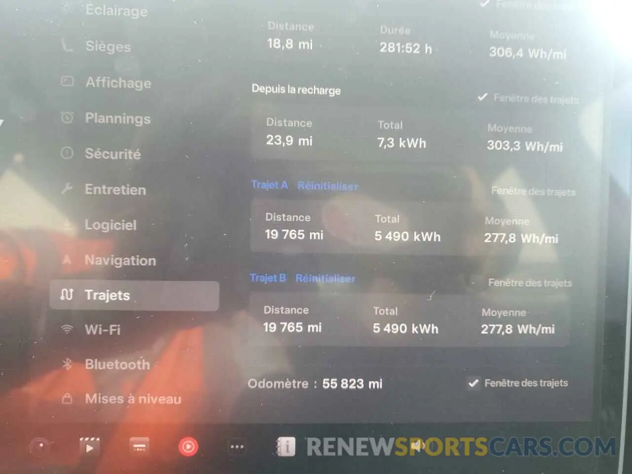 9 Photograph of a damaged car 7SAYGDEF5NF380905 TESLA MODEL Y 2022