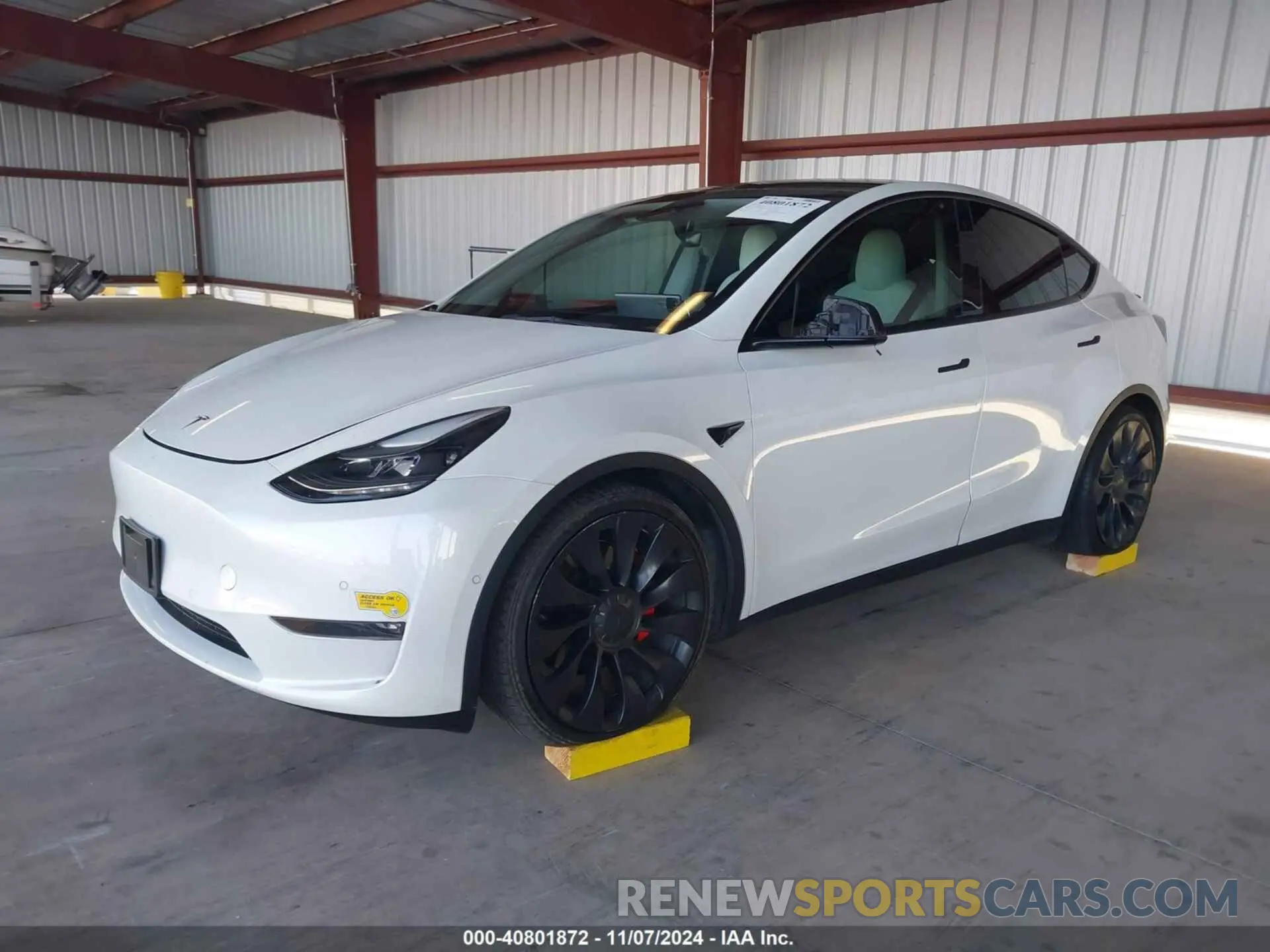 2 Photograph of a damaged car 7SAYGDEF5NF410193 TESLA MODEL Y 2022