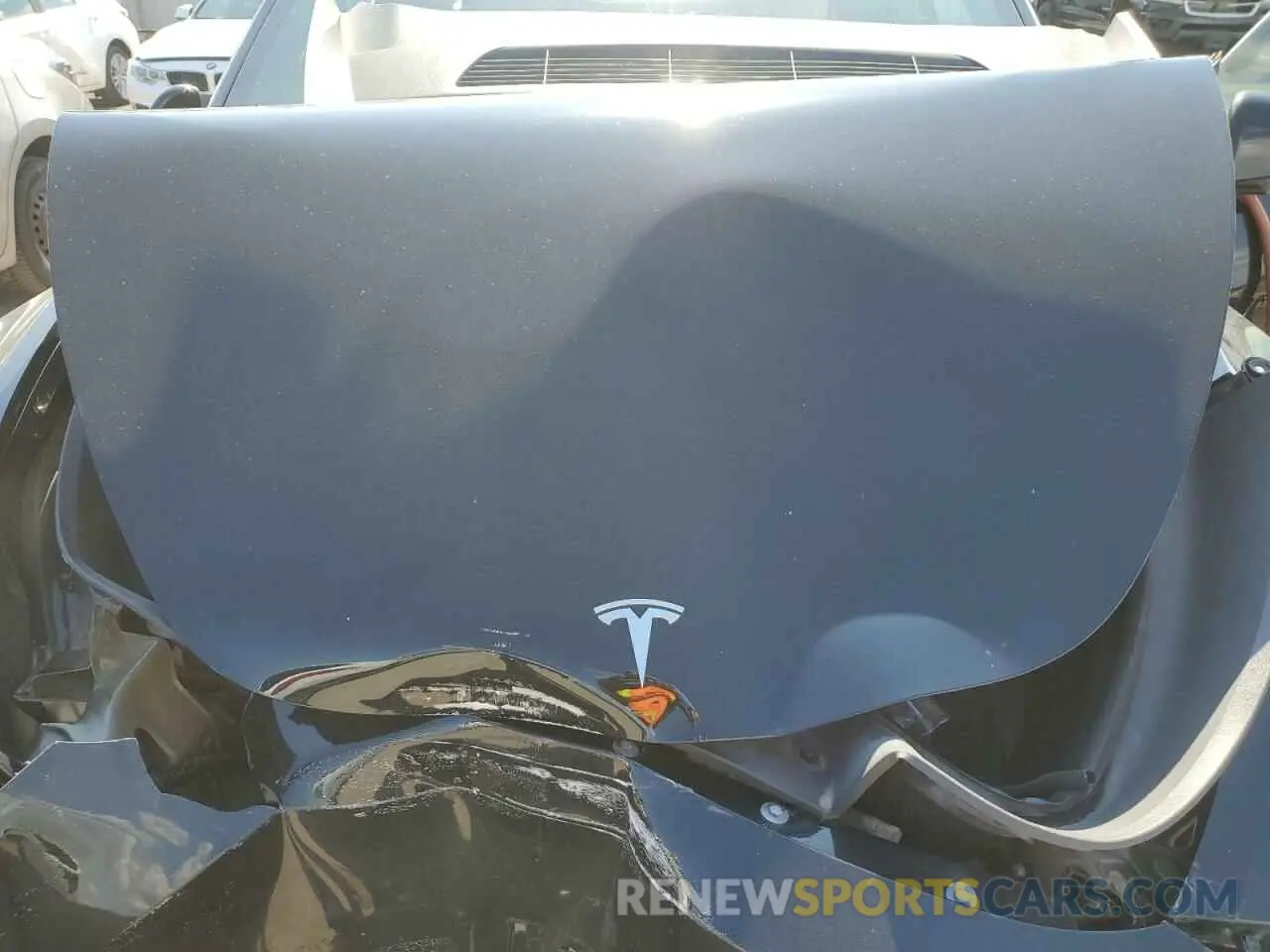 11 Photograph of a damaged car 7SAYGDEF5NF515610 TESLA MODEL Y 2022