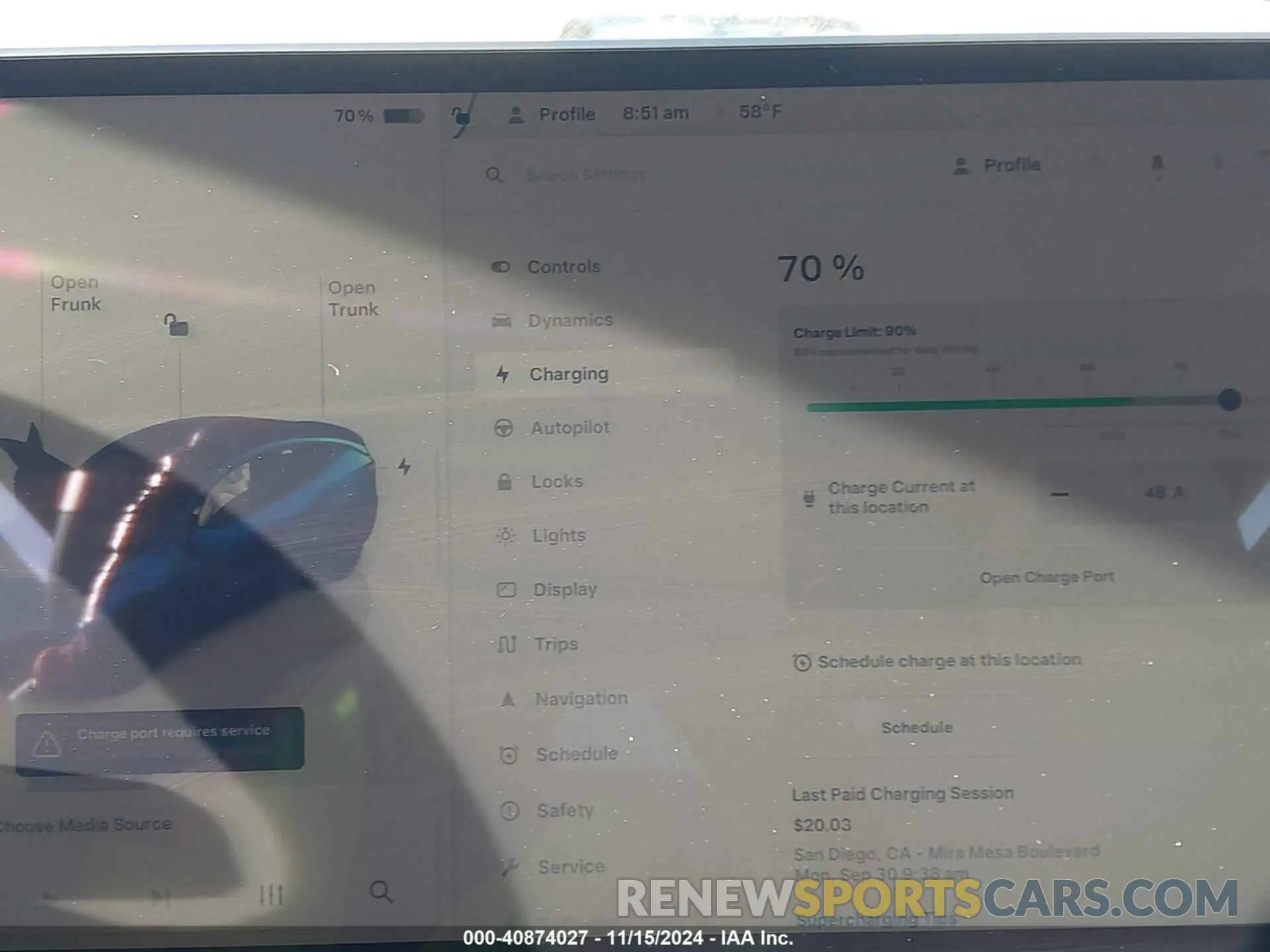18 Photograph of a damaged car 7SAYGDEF5NF559607 TESLA MODEL Y 2022