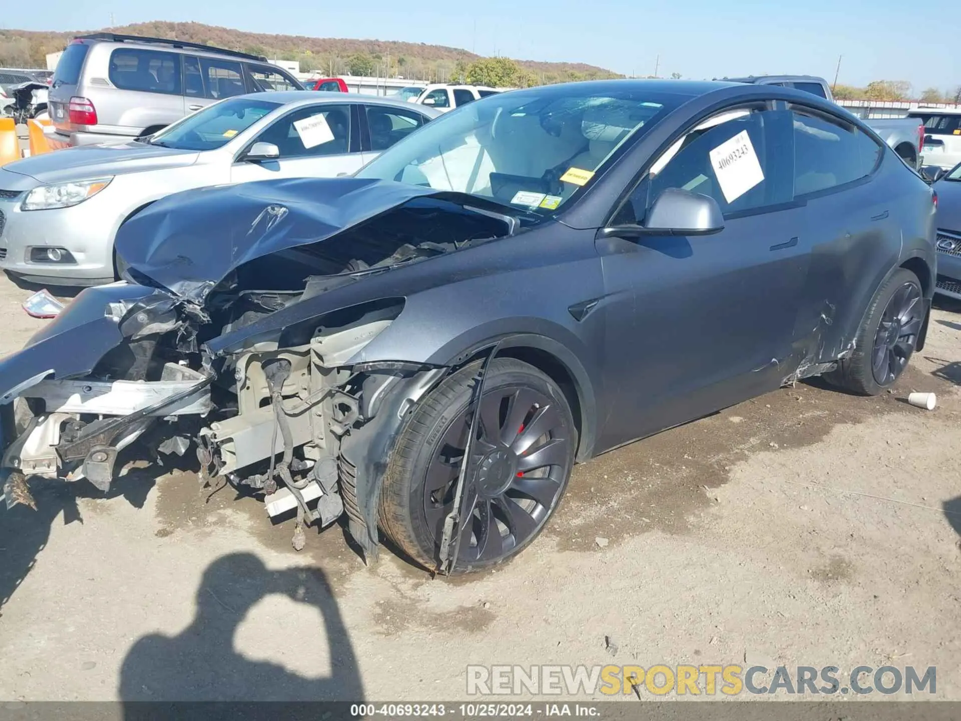 2 Photograph of a damaged car 7SAYGDEF6NF309597 TESLA MODEL Y 2022