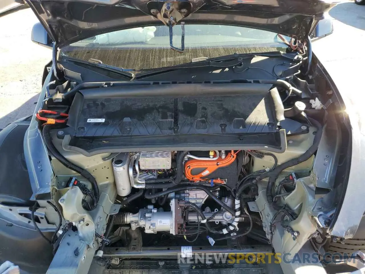 11 Photograph of a damaged car 7SAYGDEF6NF328828 TESLA MODEL Y 2022