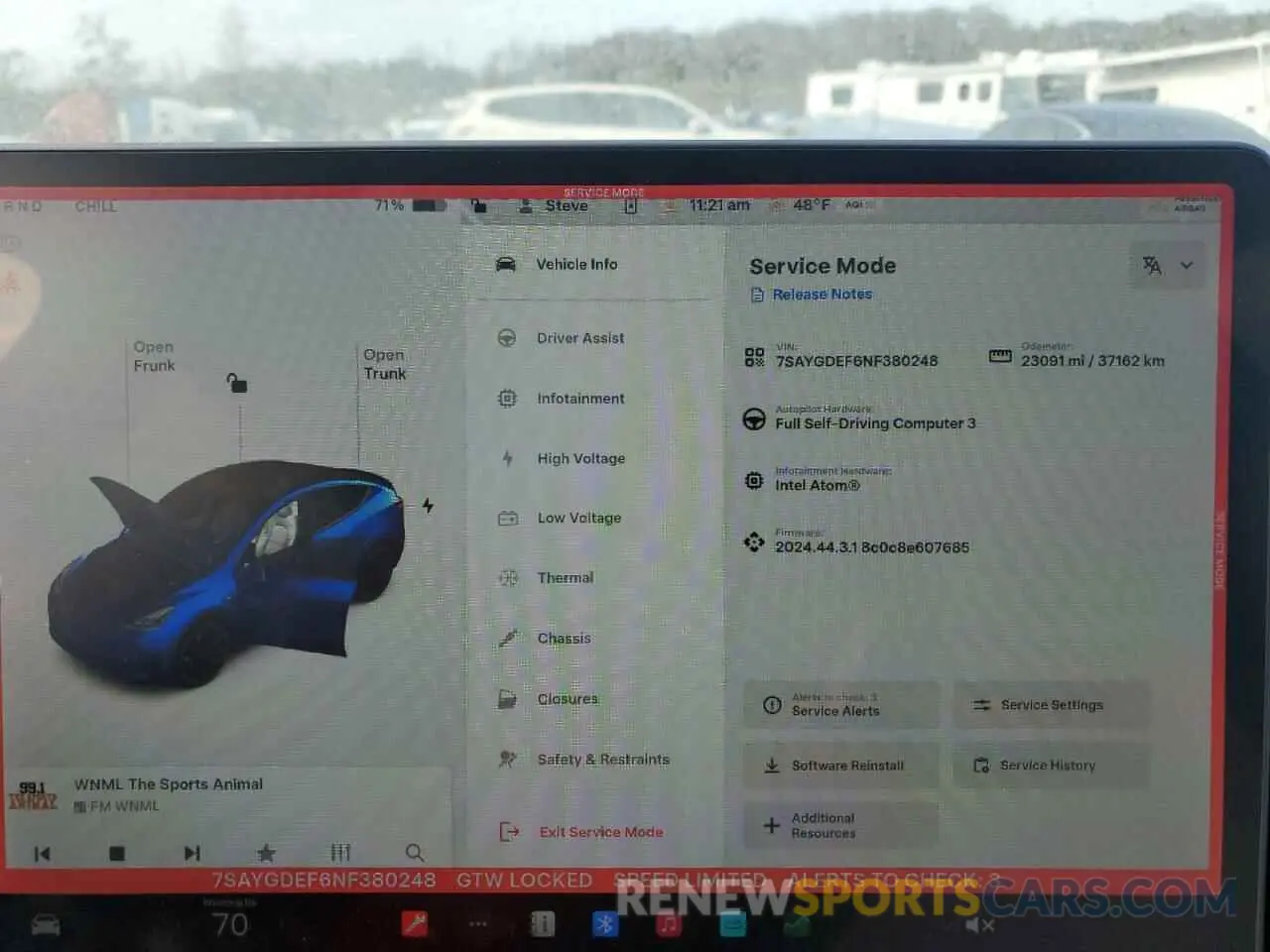 9 Photograph of a damaged car 7SAYGDEF6NF380248 TESLA MODEL Y 2022