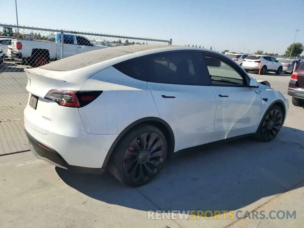 3 Photograph of a damaged car 7SAYGDEF6NF400031 TESLA MODEL Y 2022