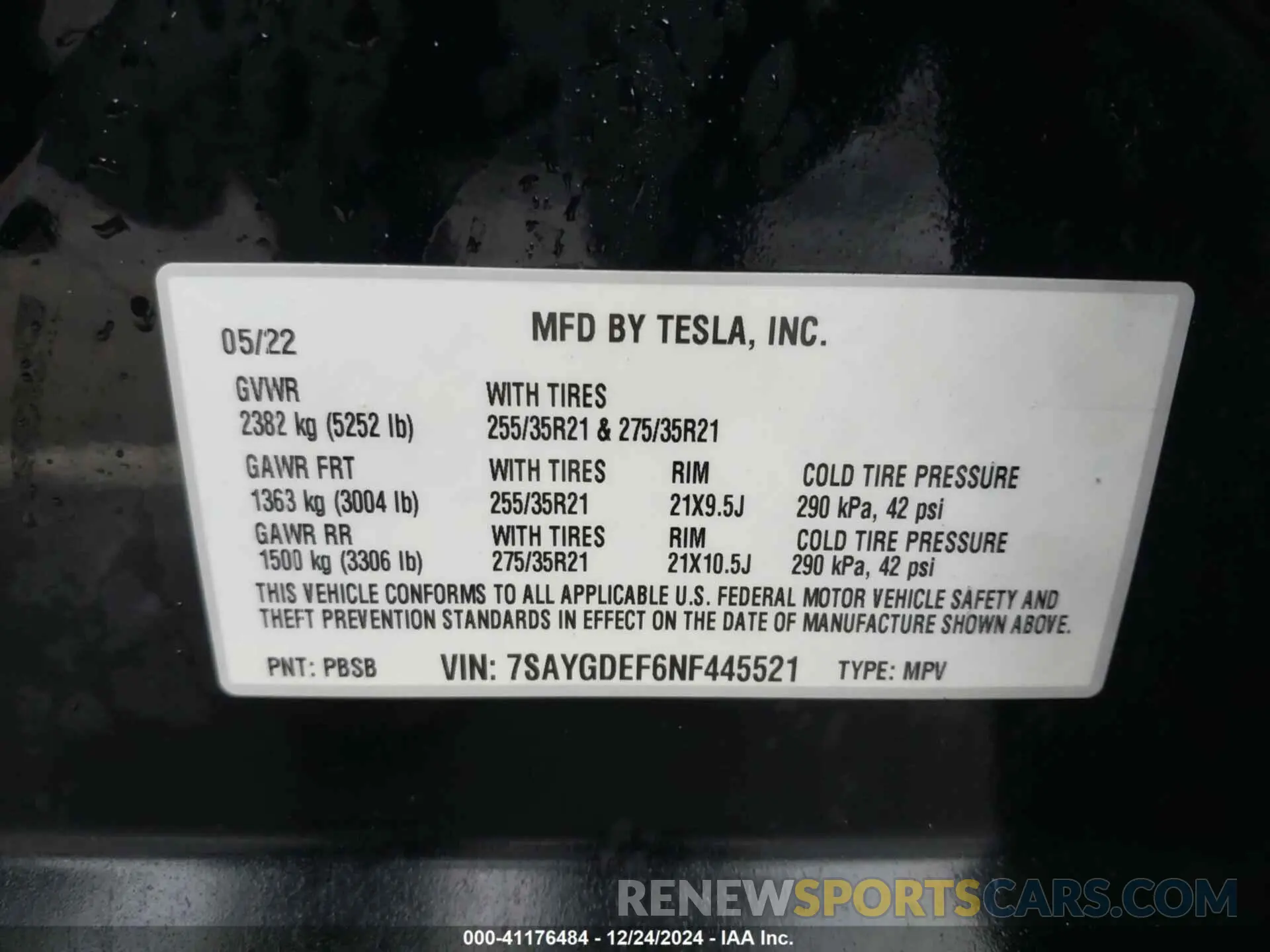 9 Photograph of a damaged car 7SAYGDEF6NF445521 TESLA MODEL Y 2022