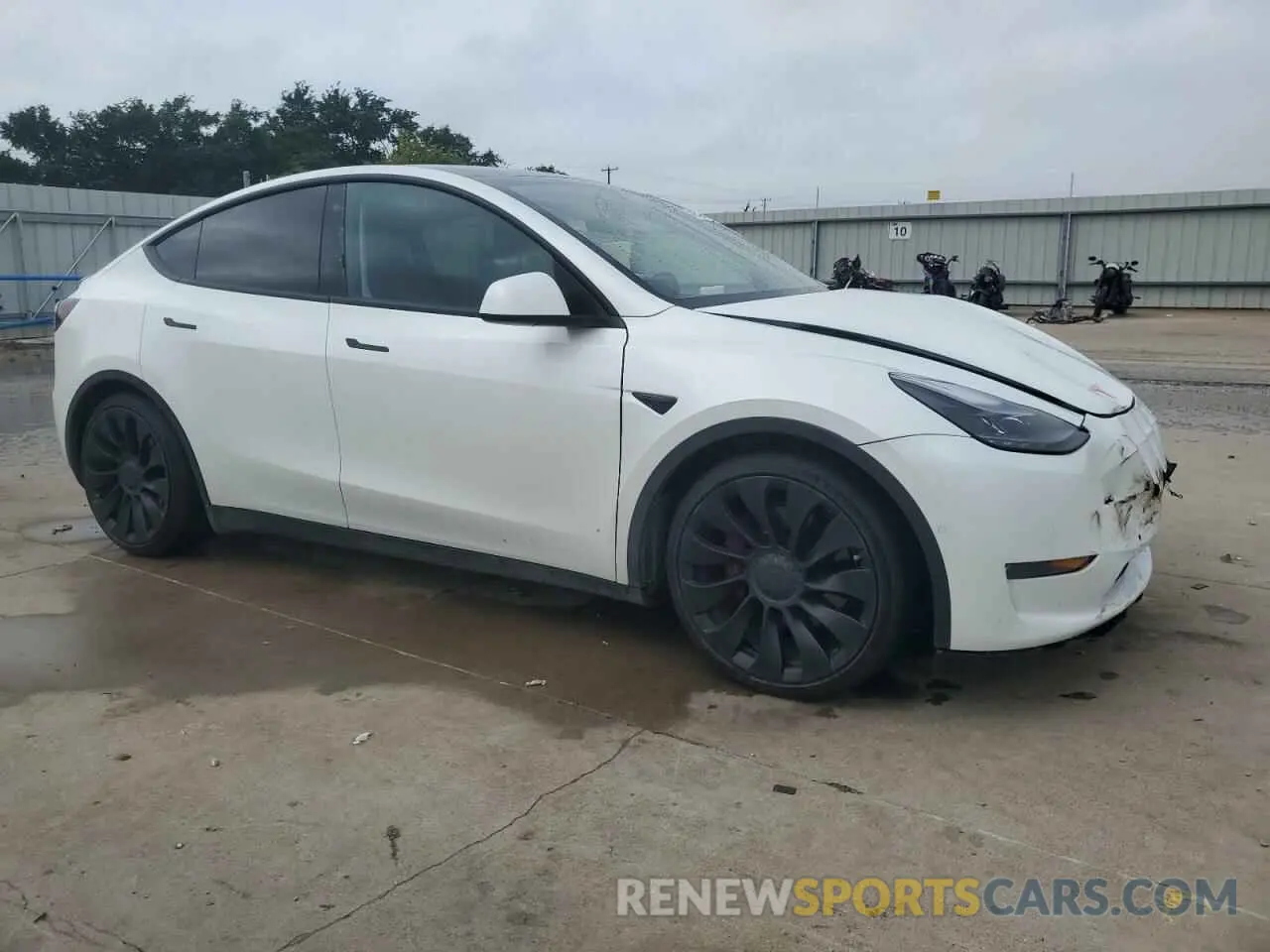 4 Фотография поврежденного автомобиля 7SAYGDEF6NF453165 TESLA MODEL Y 2022