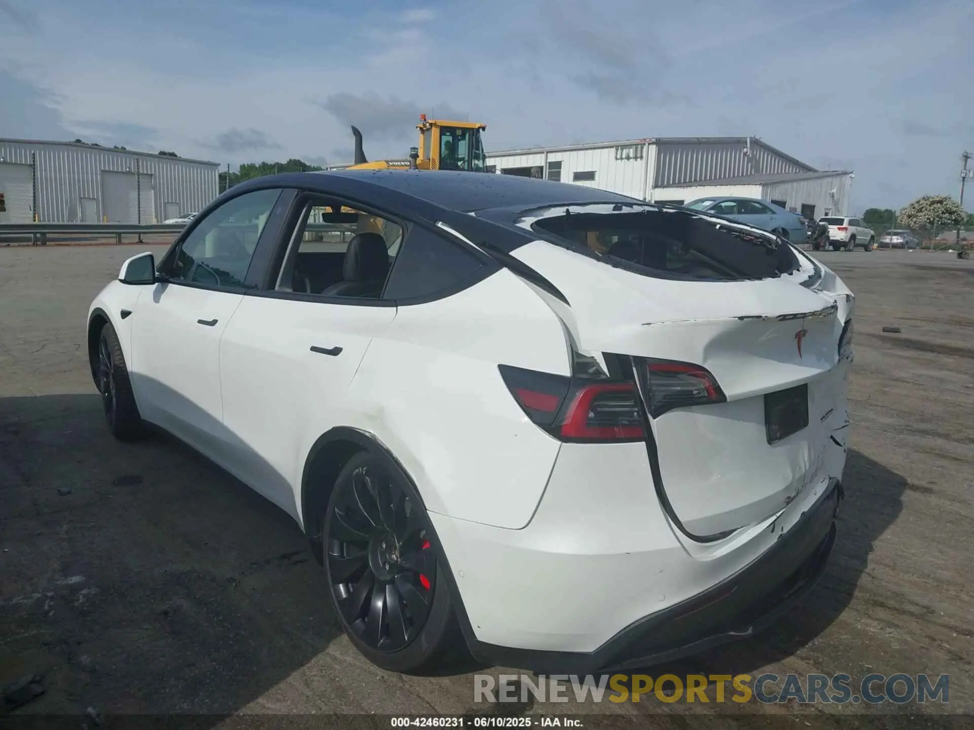 3 Photograph of a damaged car 7SAYGDEF6NF457734 TESLA MODEL Y 2022