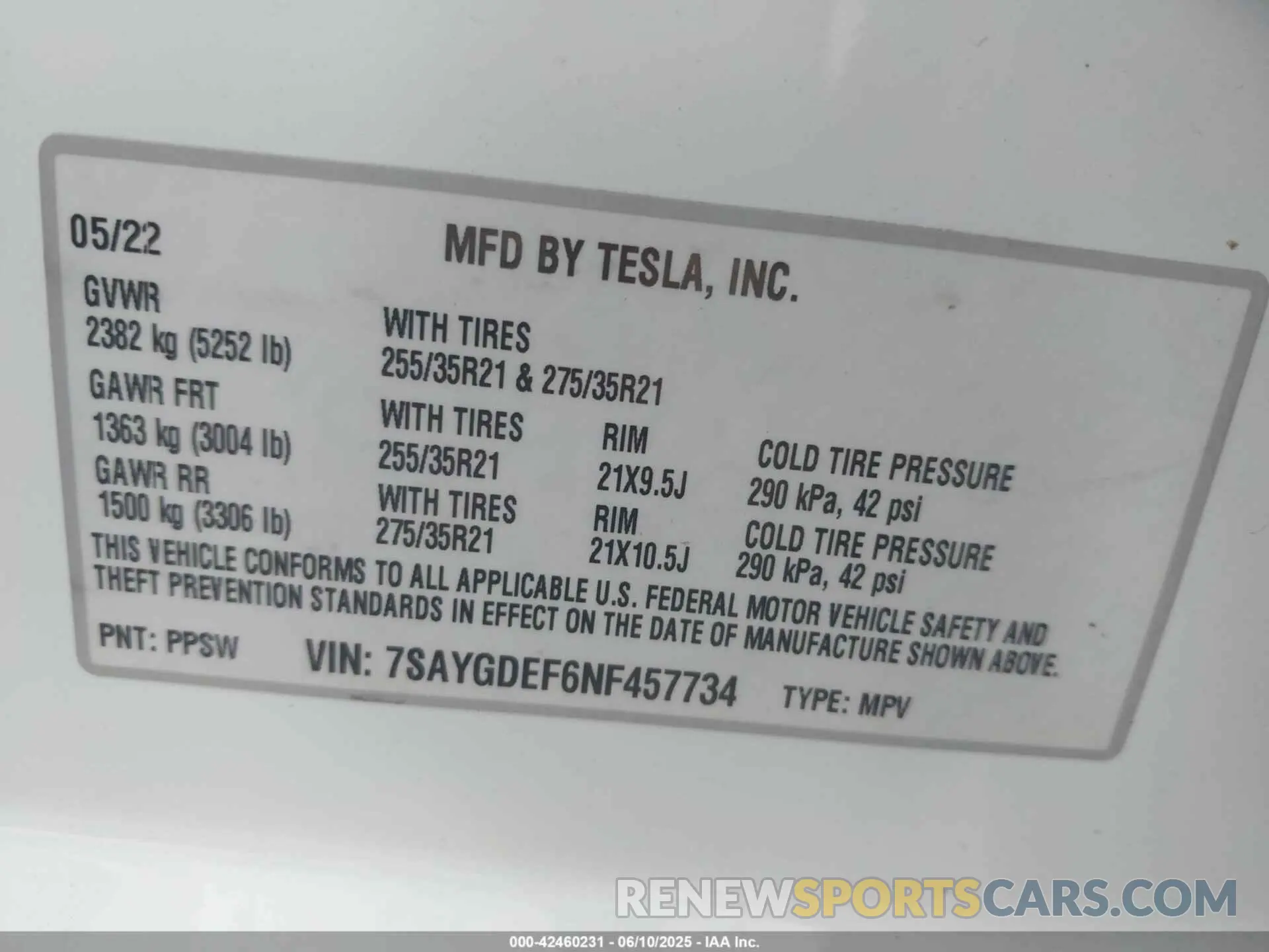 9 Photograph of a damaged car 7SAYGDEF6NF457734 TESLA MODEL Y 2022