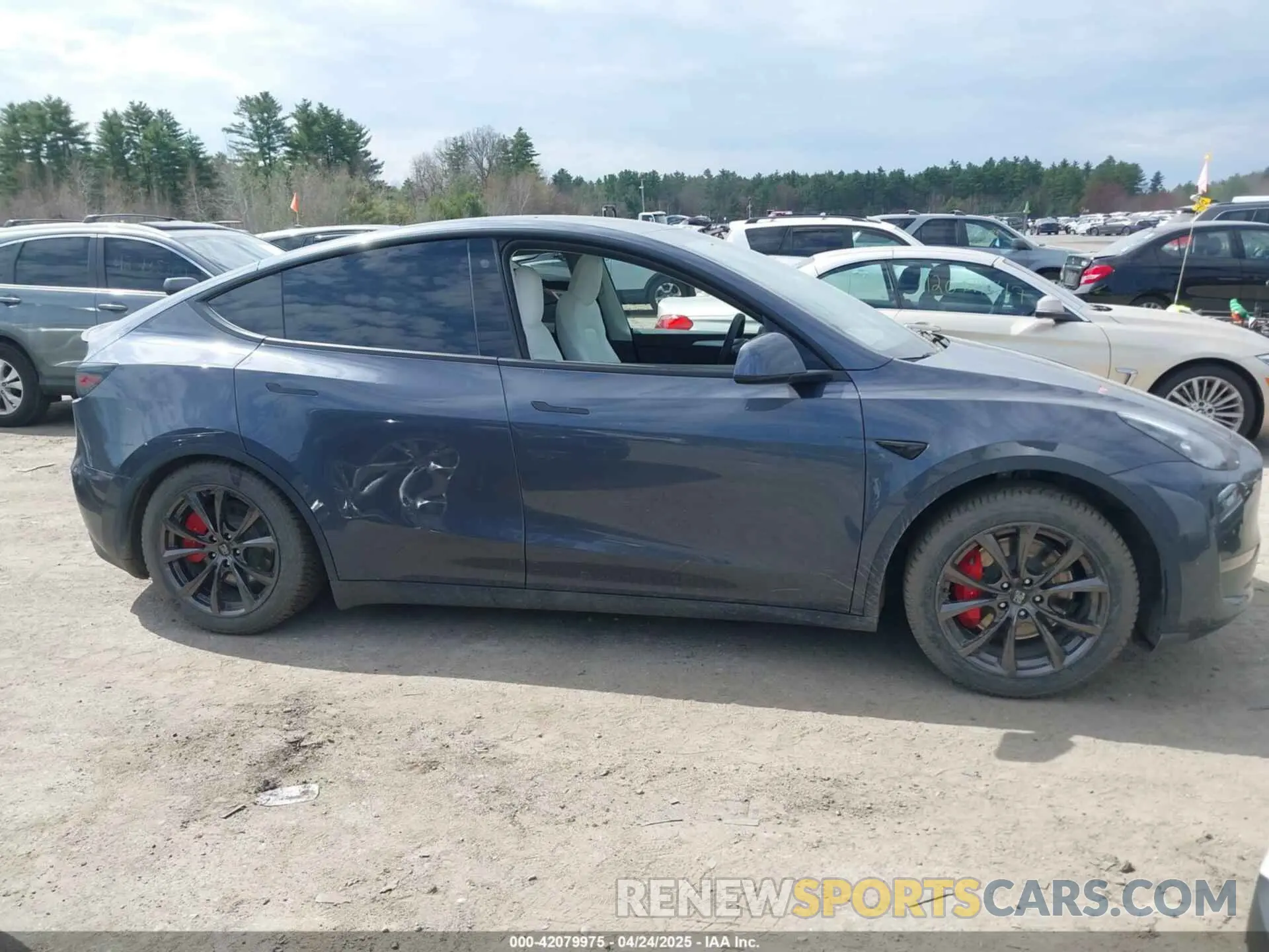 14 Фотография поврежденного автомобиля 7SAYGDEF6NF558028 TESLA MODEL Y 2022