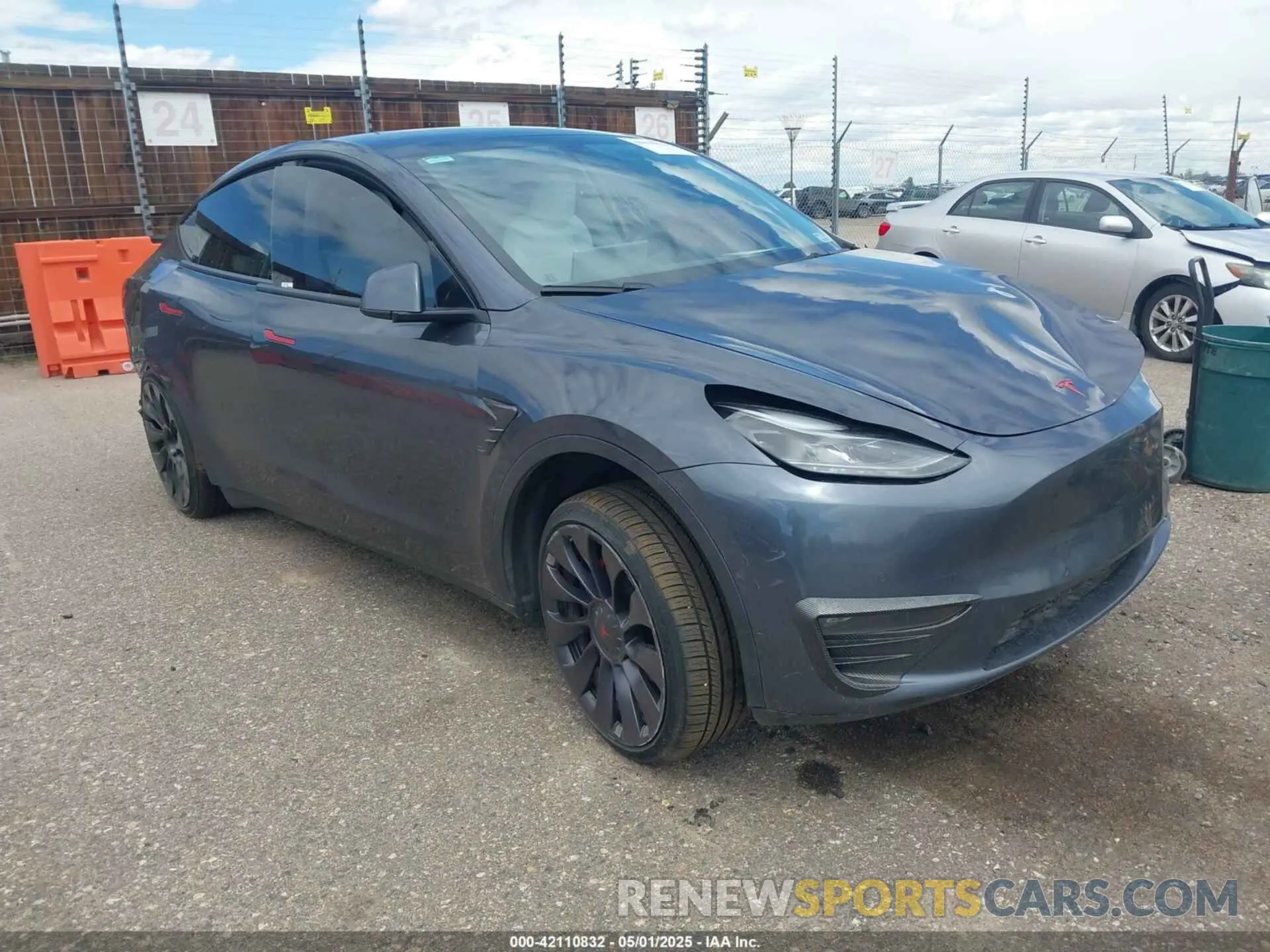 1 Фотография поврежденного автомобиля 7SAYGDEF7NF405769 TESLA MODEL Y 2022