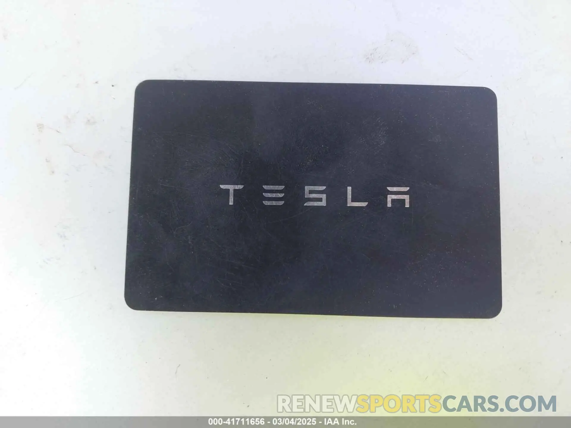11 Photograph of a damaged car 7SAYGDEF7NF439503 TESLA MODEL Y 2022