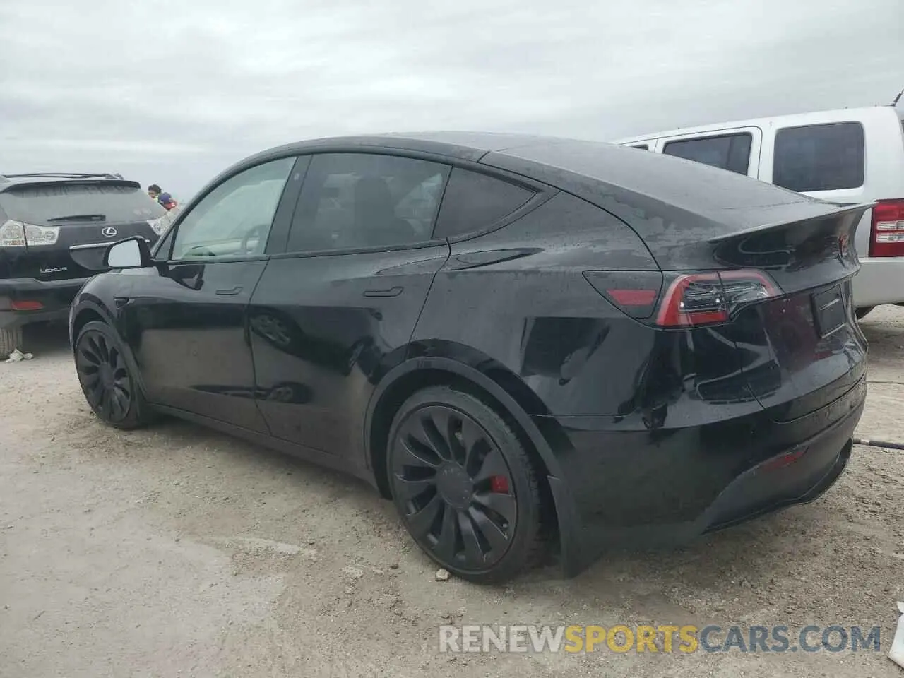 2 Photograph of a damaged car 7SAYGDEF7NF441882 TESLA MODEL Y 2022