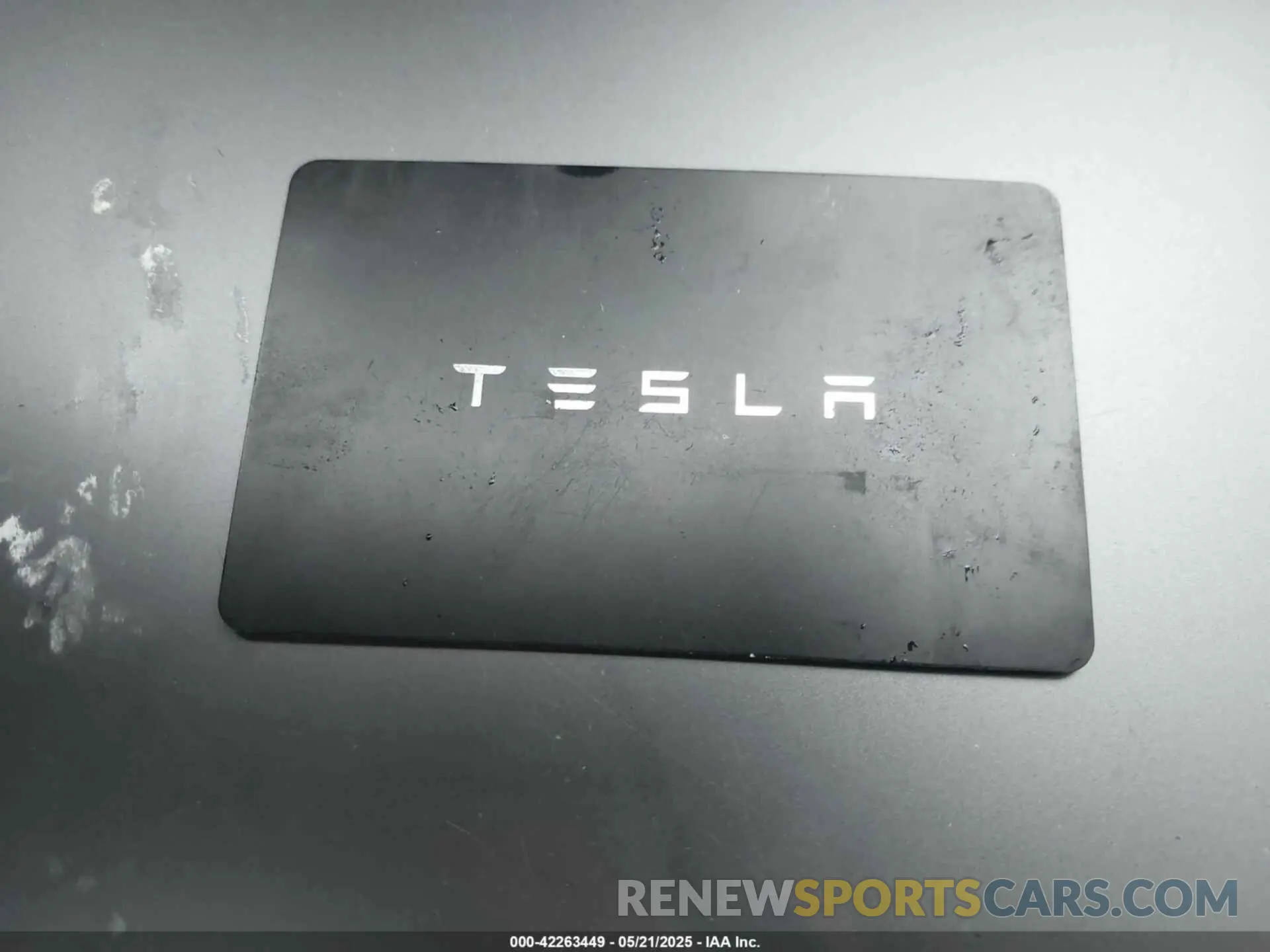 11 Photograph of a damaged car 7SAYGDEF7NF457757 TESLA MODEL Y 2022