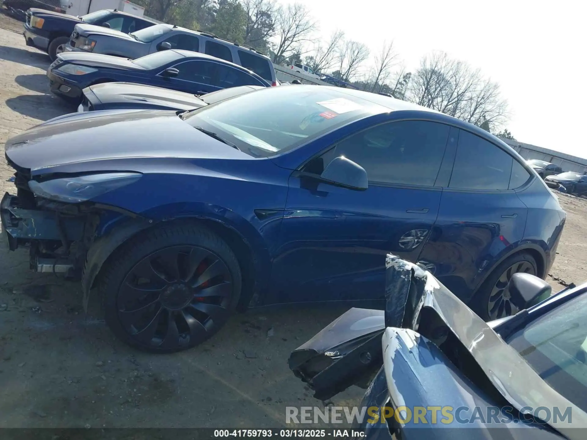 14 Photograph of a damaged car 7SAYGDEF7NF497076 TESLA MODEL Y 2022
