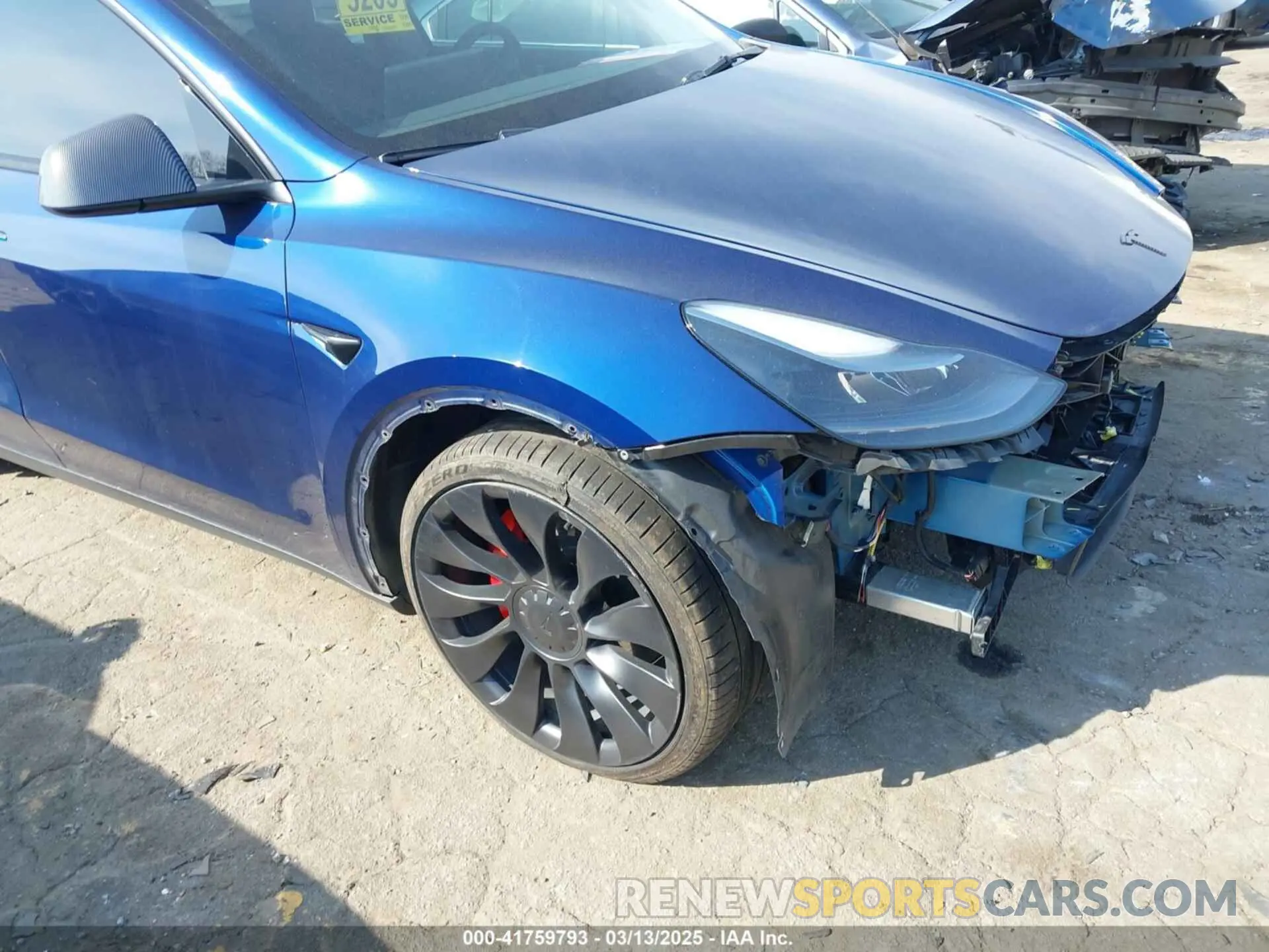 17 Photograph of a damaged car 7SAYGDEF7NF497076 TESLA MODEL Y 2022