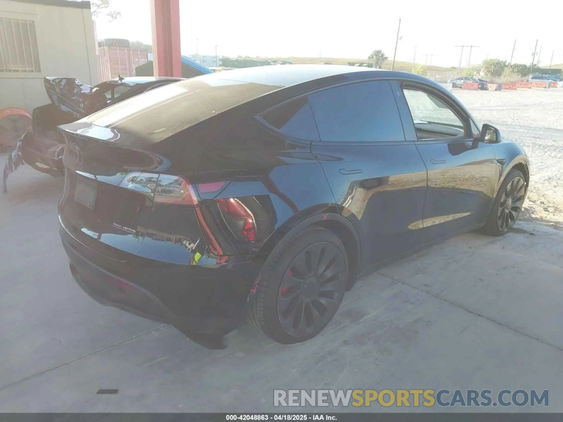 4 Фотография поврежденного автомобиля 7SAYGDEF8NF324005 TESLA MODEL Y 2022