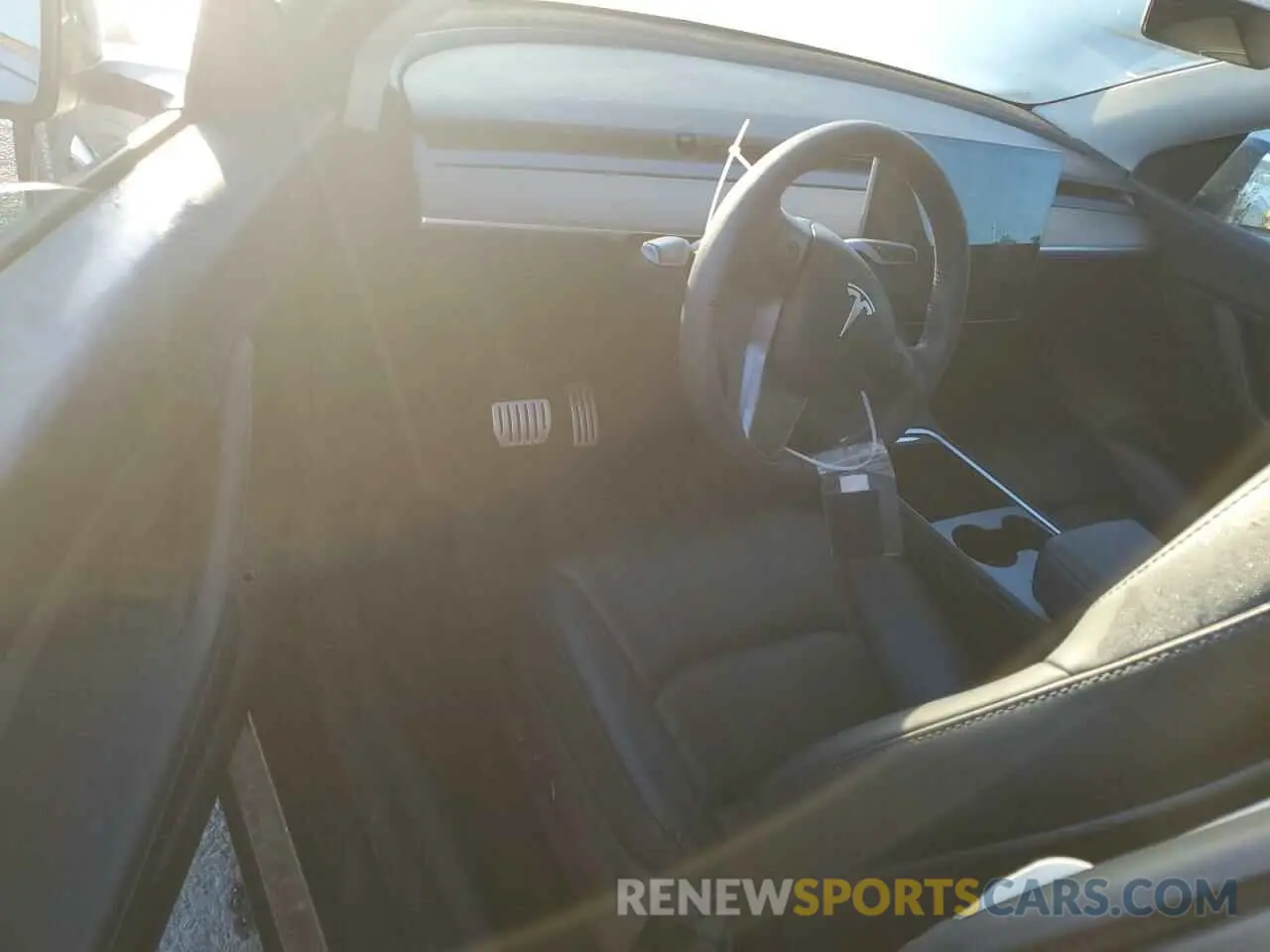 8 Photograph of a damaged car 7SAYGDEF8NF348739 TESLA MODEL Y 2022
