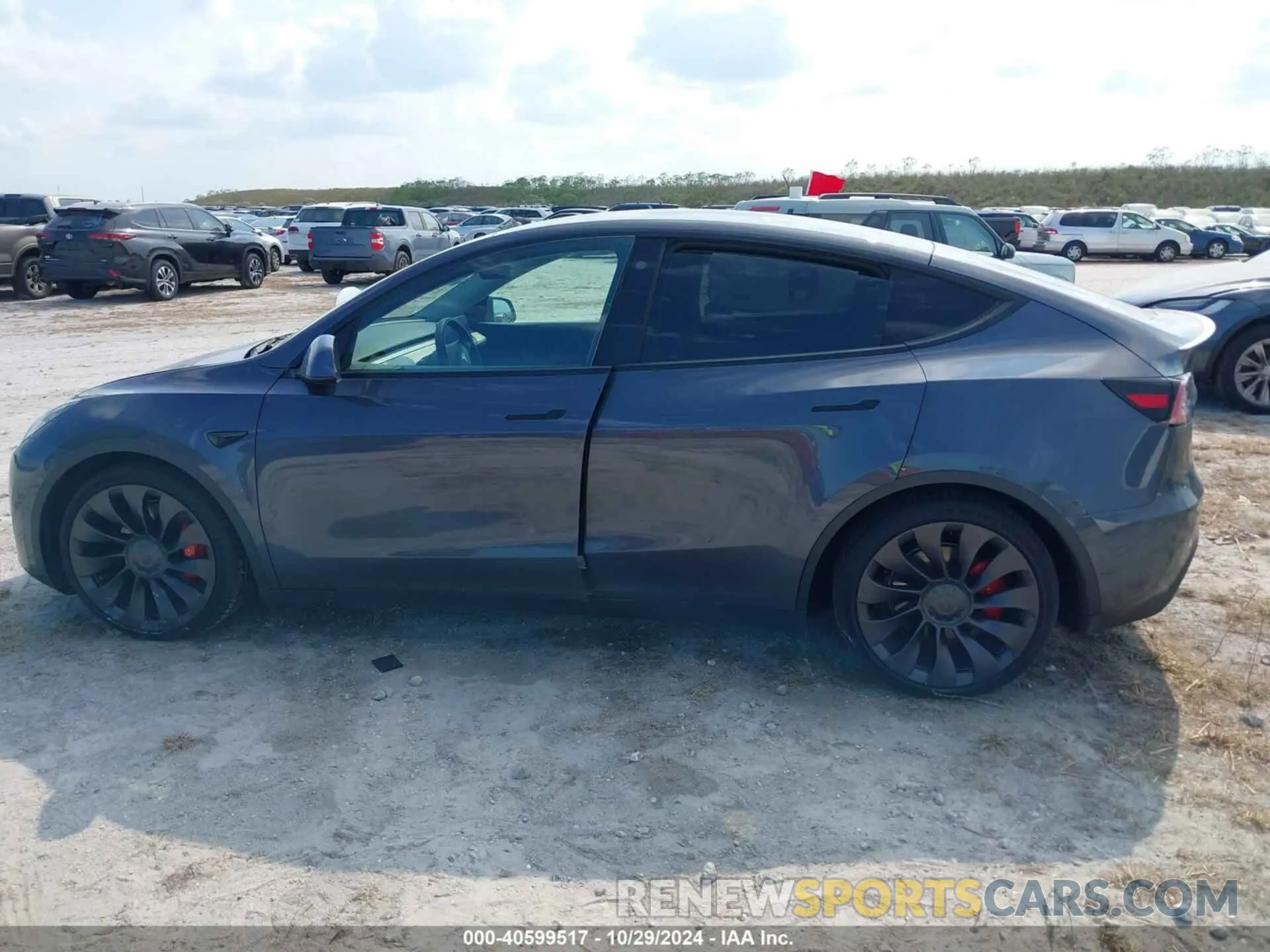 14 Фотография поврежденного автомобиля 7SAYGDEF8NF375505 TESLA MODEL Y 2022