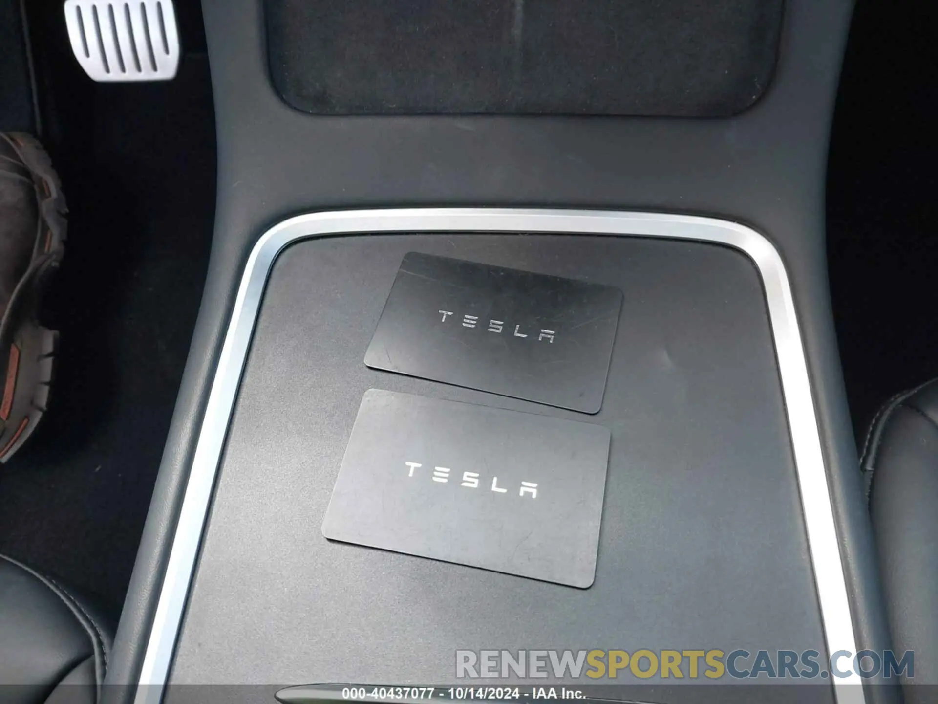 11 Photograph of a damaged car 7SAYGDEF8NF467407 TESLA MODEL Y 2022