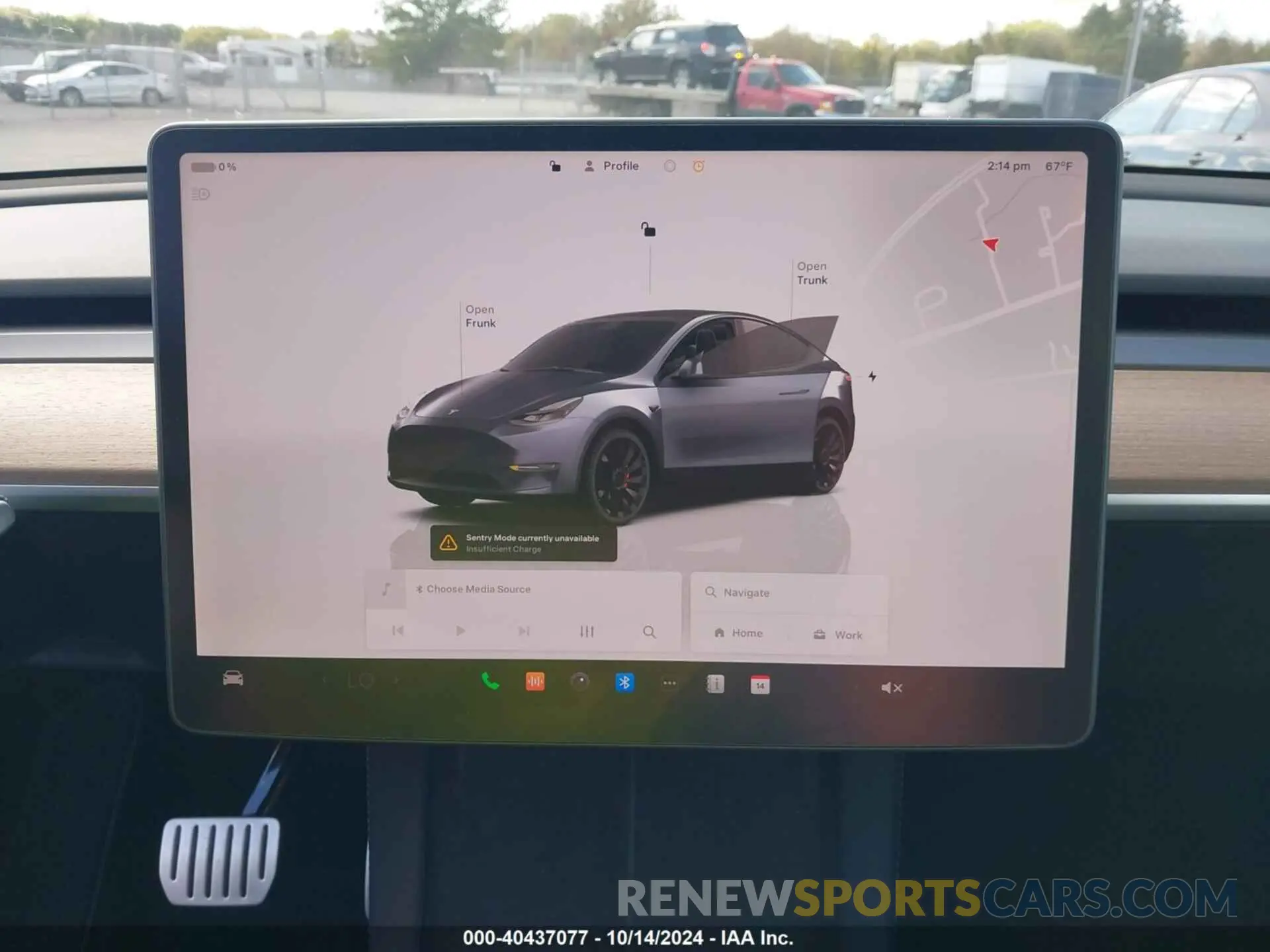 18 Photograph of a damaged car 7SAYGDEF8NF467407 TESLA MODEL Y 2022