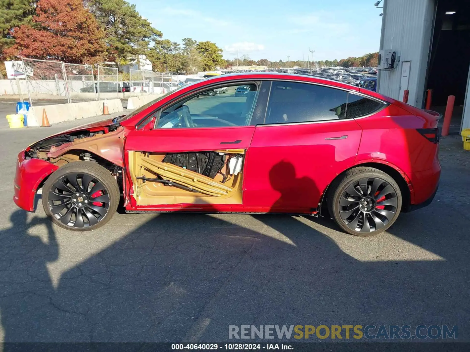 14 Photograph of a damaged car 7SAYGDEF8NF529968 TESLA MODEL Y 2022