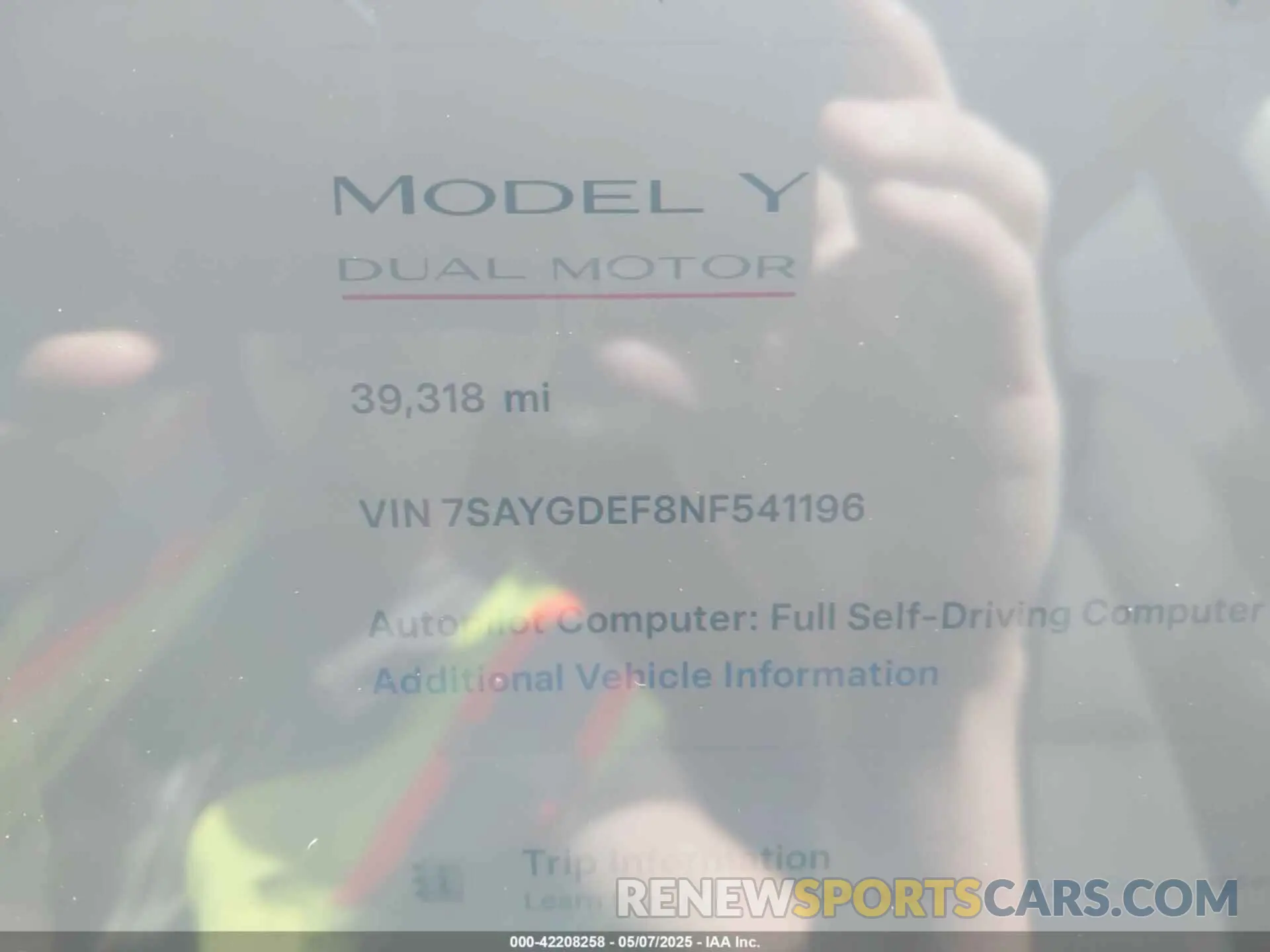 15 Photograph of a damaged car 7SAYGDEF8NF541196 TESLA MODEL Y 2022