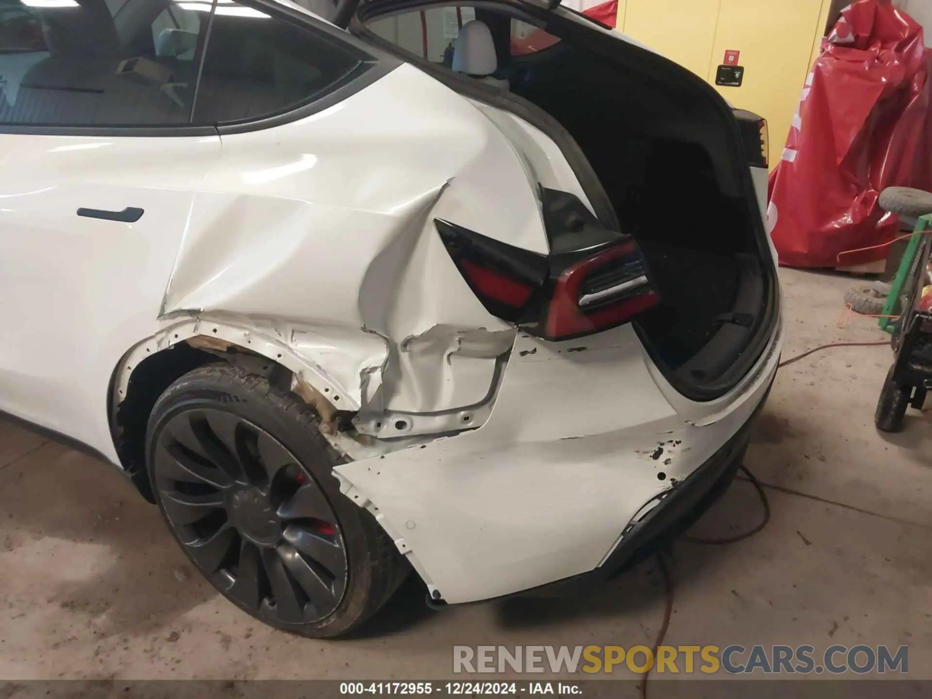 6 Фотография поврежденного автомобиля 7SAYGDEF9NF382740 TESLA MODEL Y 2022