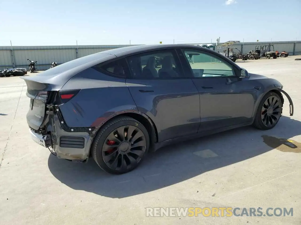 3 Фотография поврежденного автомобиля 7SAYGDEF9NF391454 TESLA MODEL Y 2022