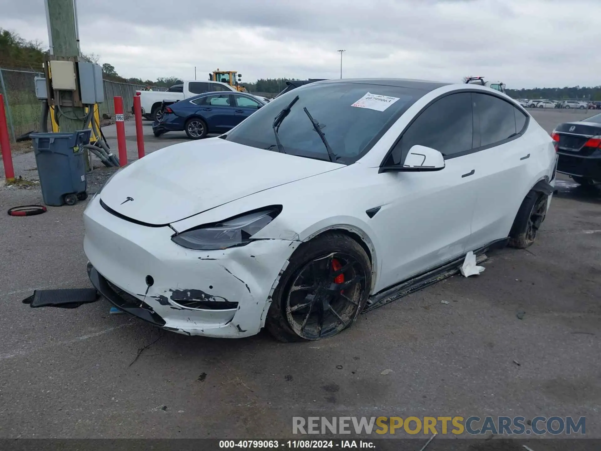 2 Photograph of a damaged car 7SAYGDEF9NF394256 TESLA MODEL Y 2022