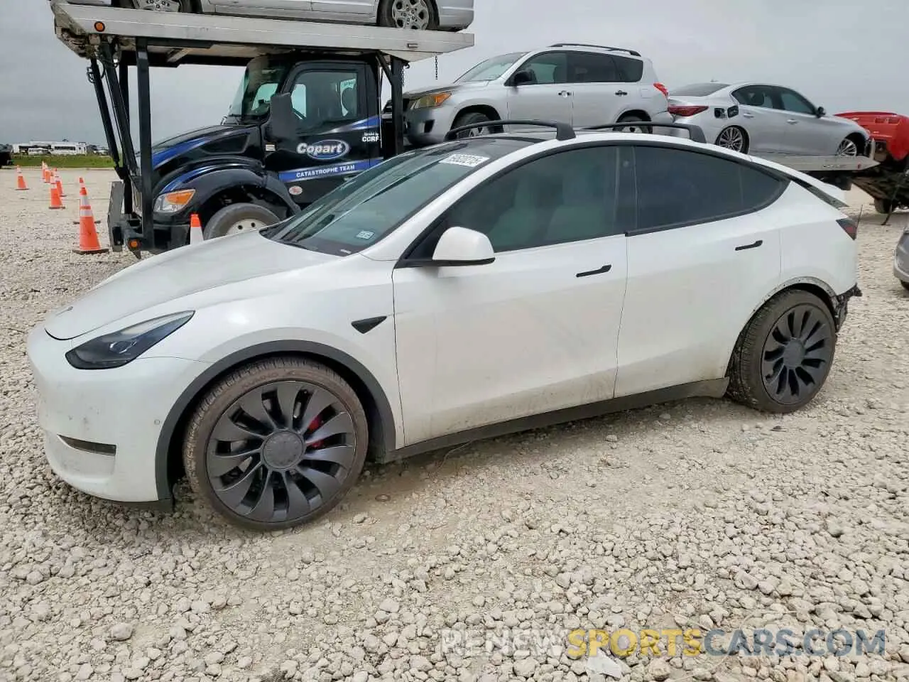 1 Photograph of a damaged car 7SAYGDEF9NF399909 TESLA MODEL Y 2022