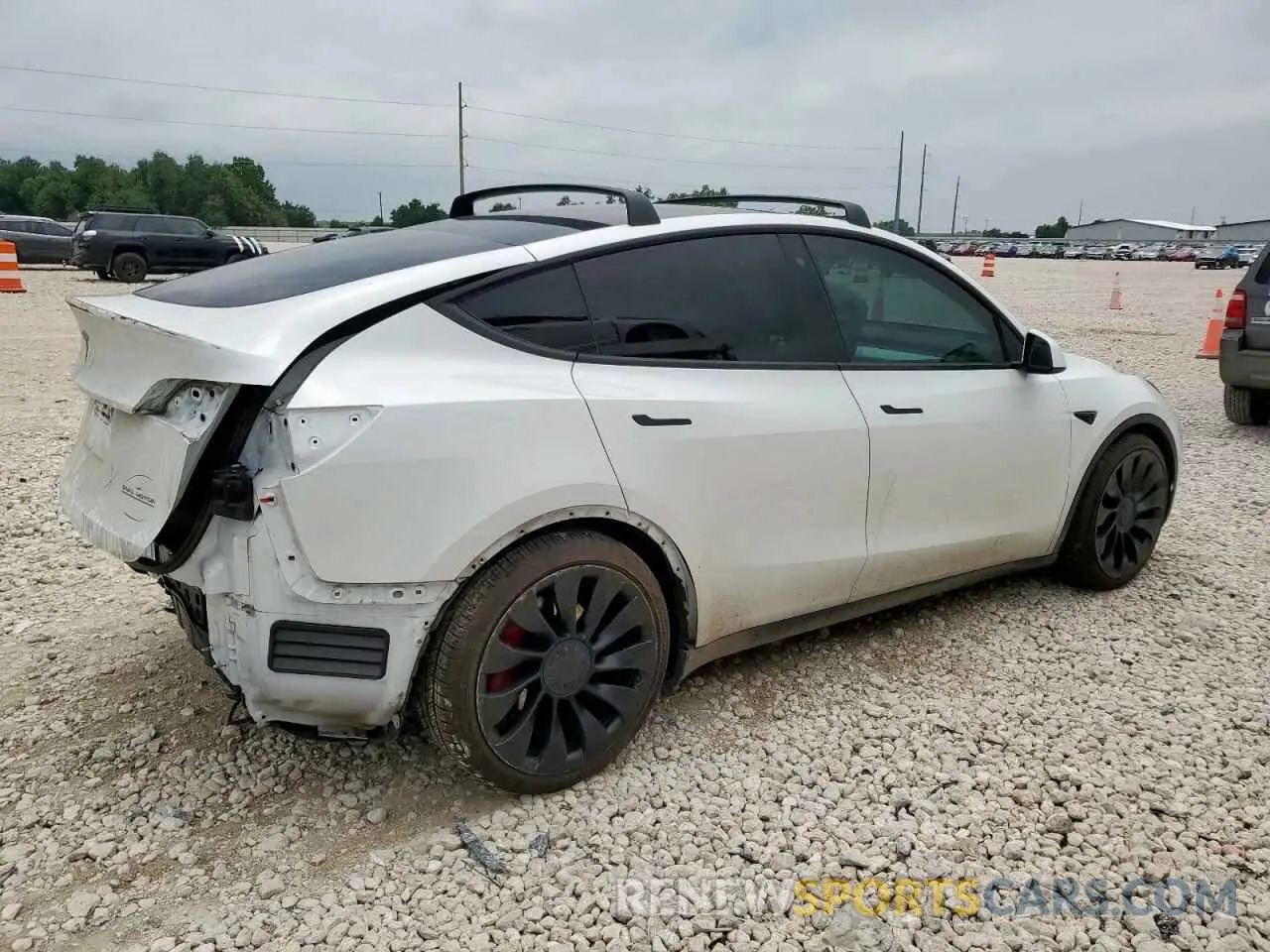 3 Photograph of a damaged car 7SAYGDEF9NF399909 TESLA MODEL Y 2022