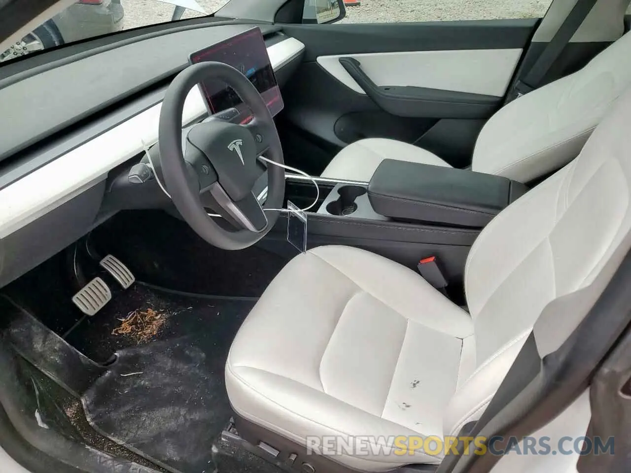 7 Photograph of a damaged car 7SAYGDEF9NF399909 TESLA MODEL Y 2022