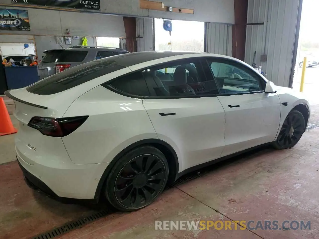3 Photograph of a damaged car 7SAYGDEF9NF405370 TESLA MODEL Y 2022
