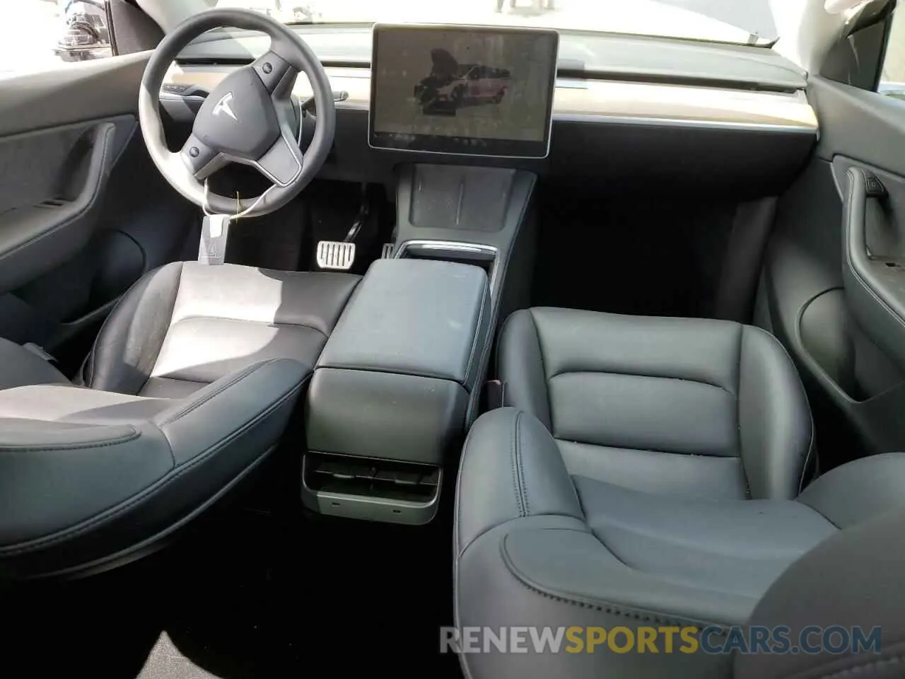 8 Photograph of a damaged car 7SAYGDEF9NF464550 TESLA MODEL Y 2022
