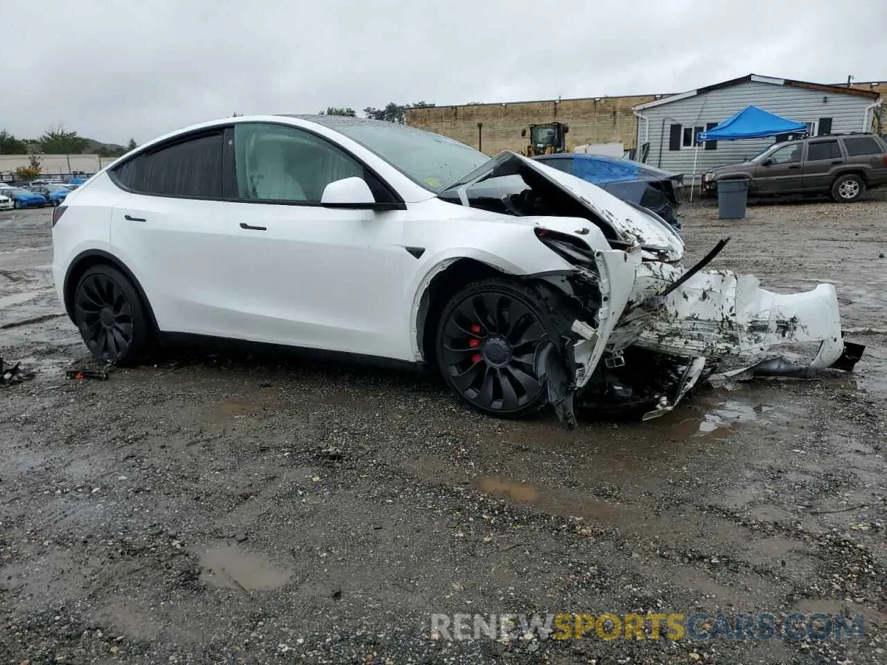4 Photograph of a damaged car 7SAYGDEF9NF523483 TESLA MODEL Y 2022