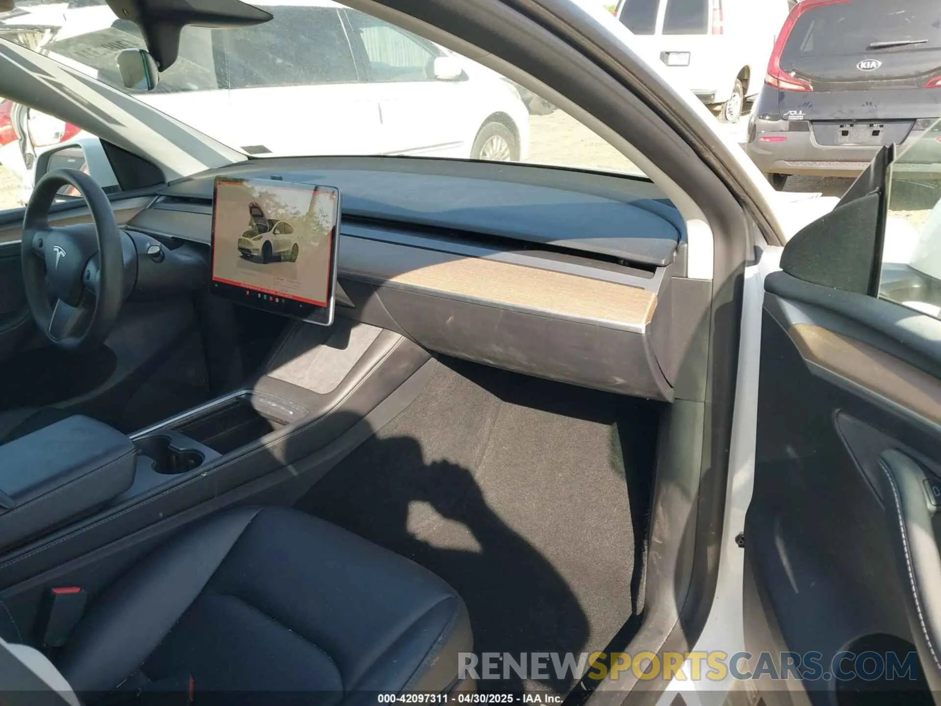 5 Фотография поврежденного автомобиля 7SAYGDEF9NF542745 TESLA MODEL Y 2022