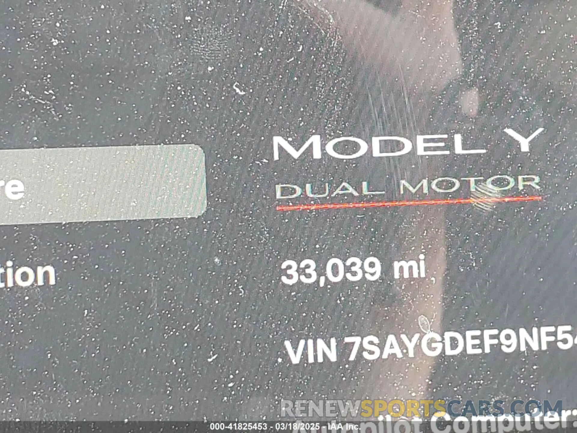 15 Photograph of a damaged car 7SAYGDEF9NF544205 TESLA MODEL Y 2022