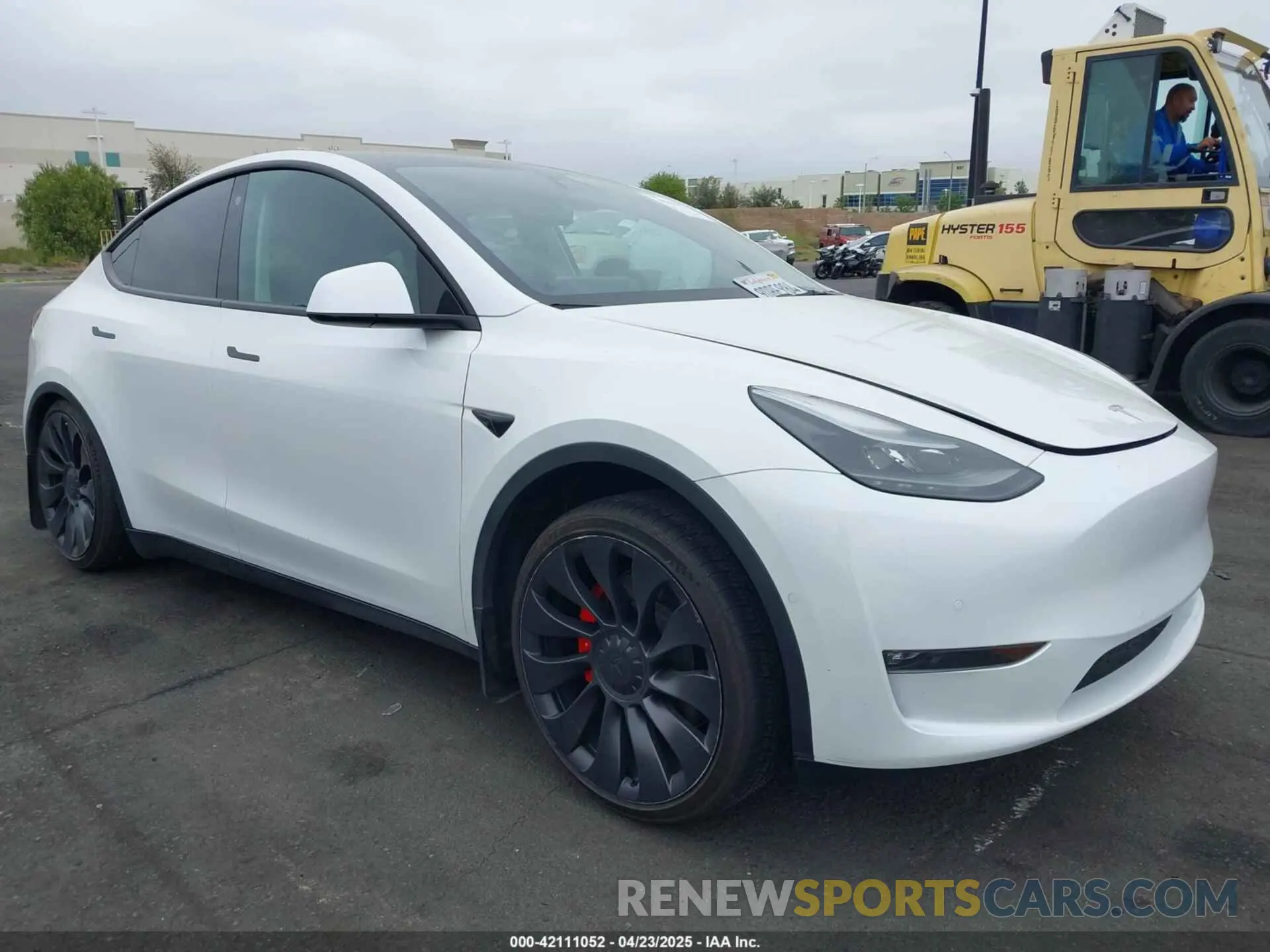 1 Photograph of a damaged car 7SAYGDEF9NF554653 TESLA MODEL Y 2022