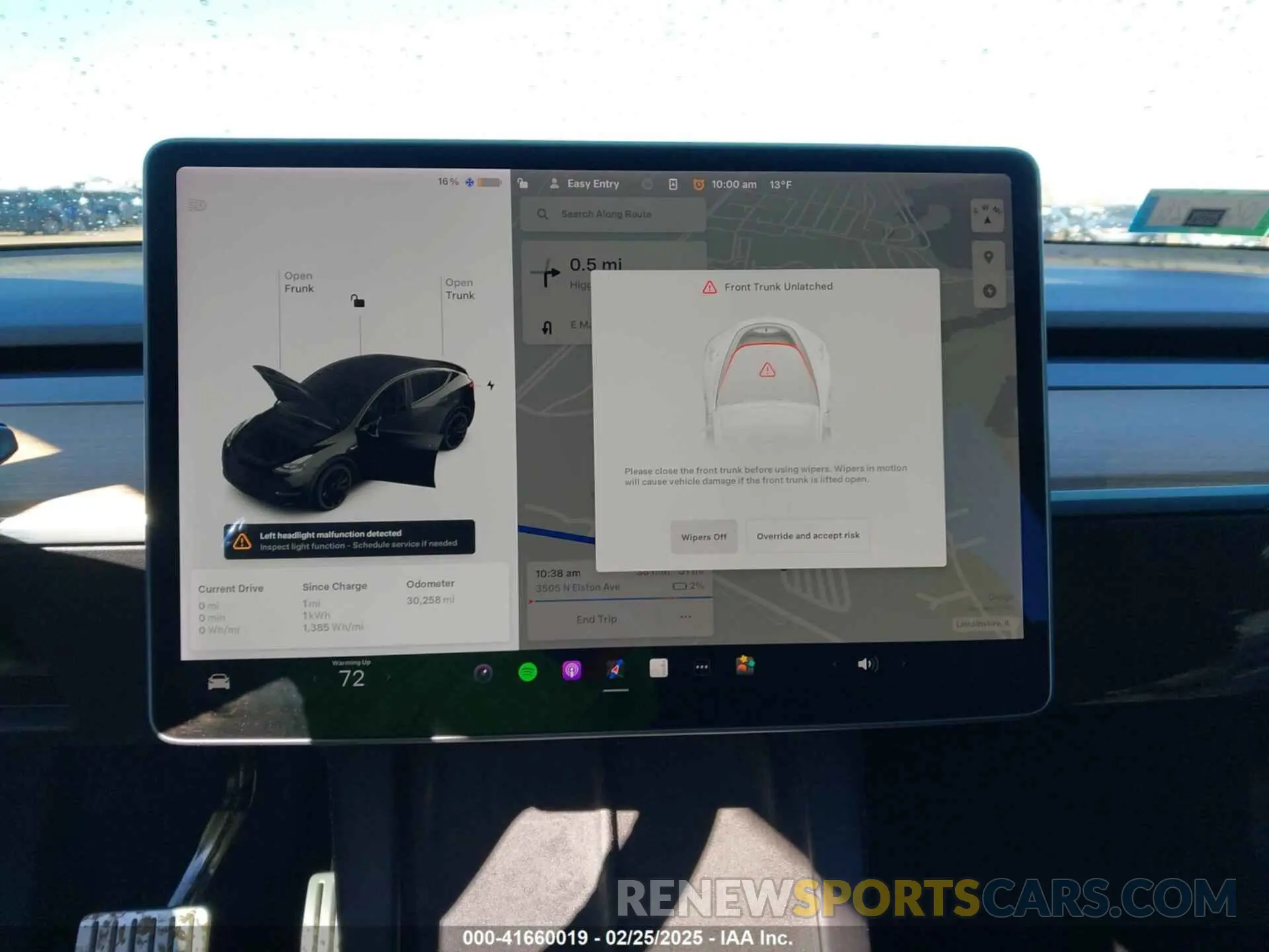 19 Photograph of a damaged car 7SAYGDEFXNF313636 TESLA MODEL Y 2022