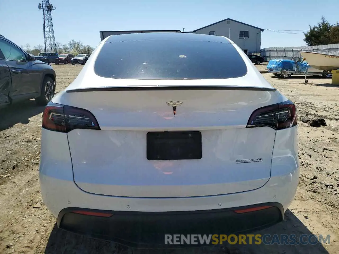 6 Photograph of a damaged car 7SAYGDEFXNF323955 TESLA MODEL Y 2022