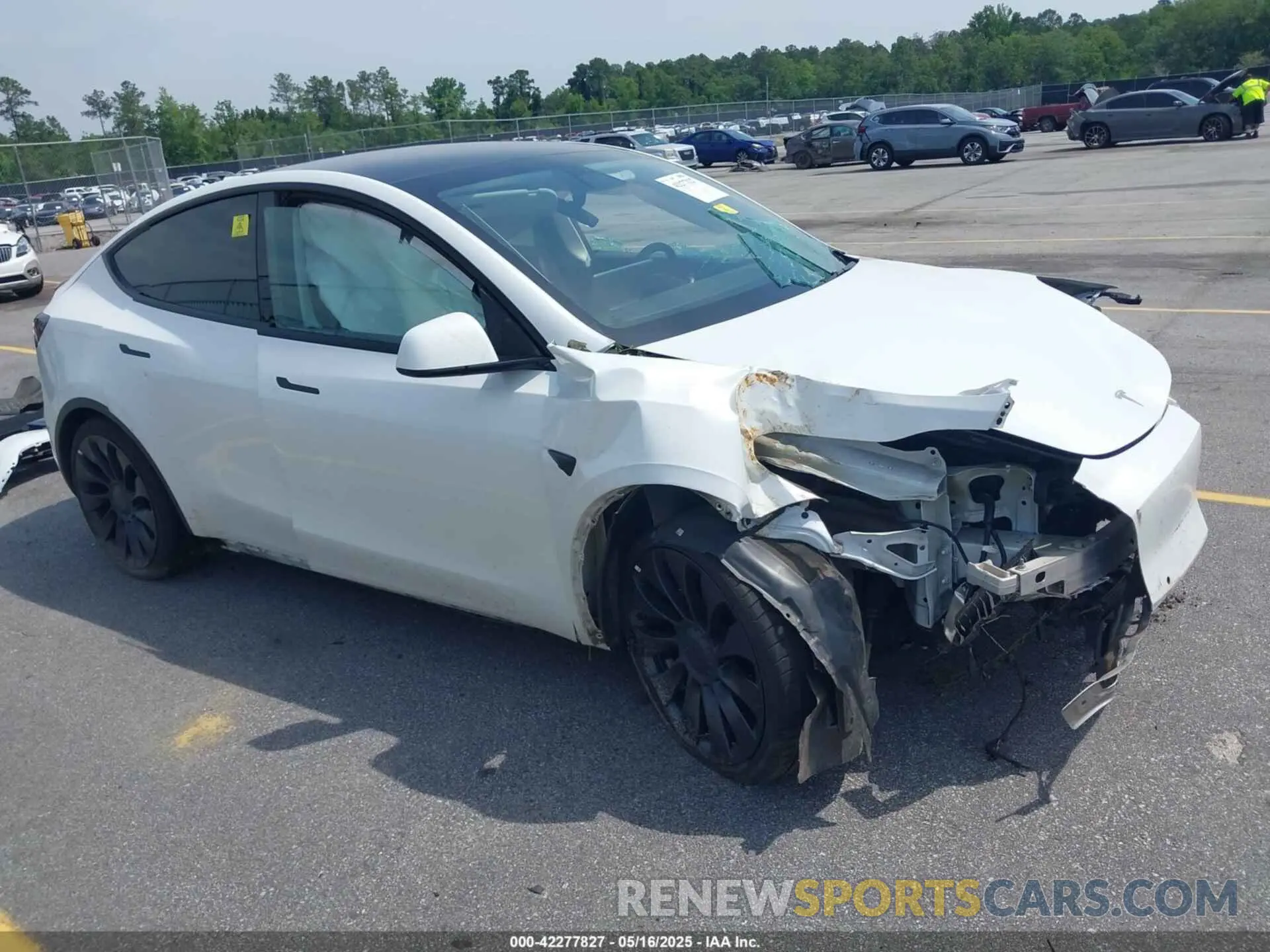1 Photograph of a damaged car 7SAYGDEFXNF327701 TESLA MODEL Y 2022