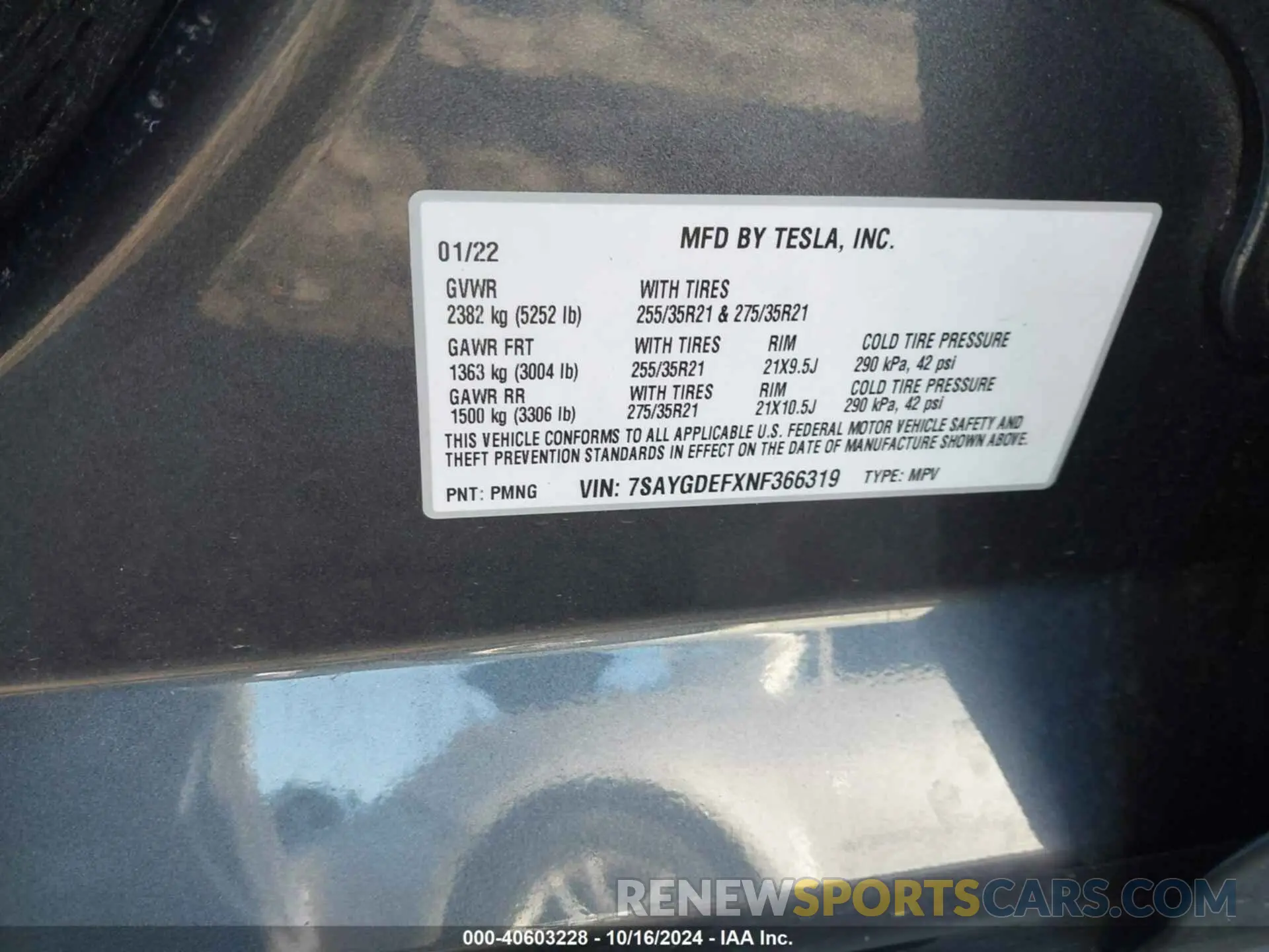 9 Photograph of a damaged car 7SAYGDEFXNF366319 TESLA MODEL Y 2022