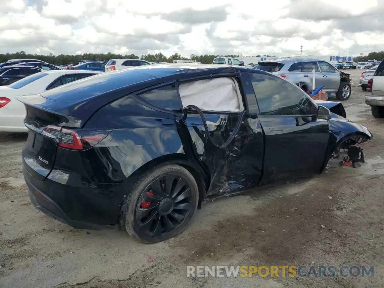 3 Photograph of a damaged car 7SAYGDEFXNF377613 TESLA MODEL Y 2022