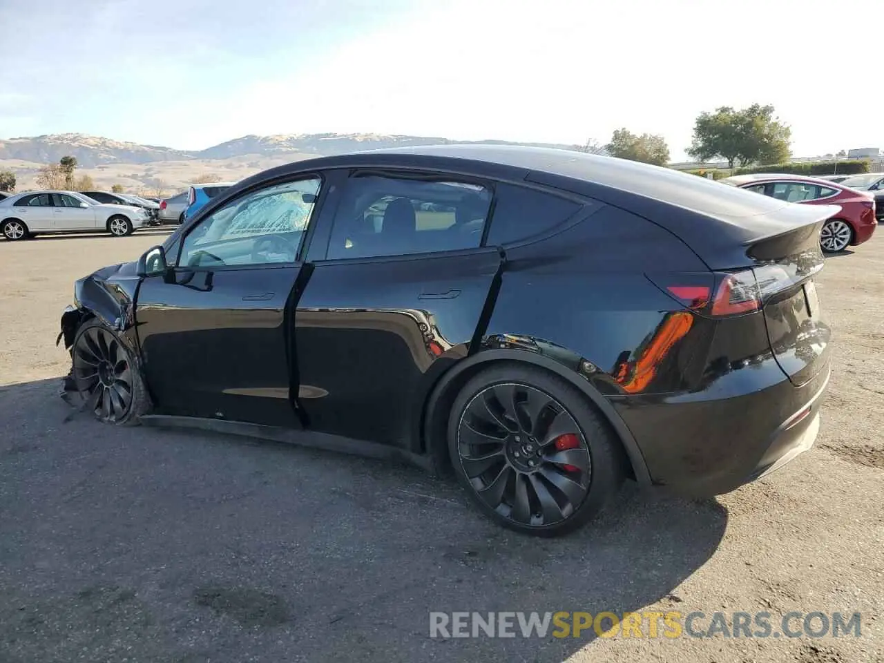 2 Photograph of a damaged car 7SAYGDEFXNF390779 TESLA MODEL Y 2022